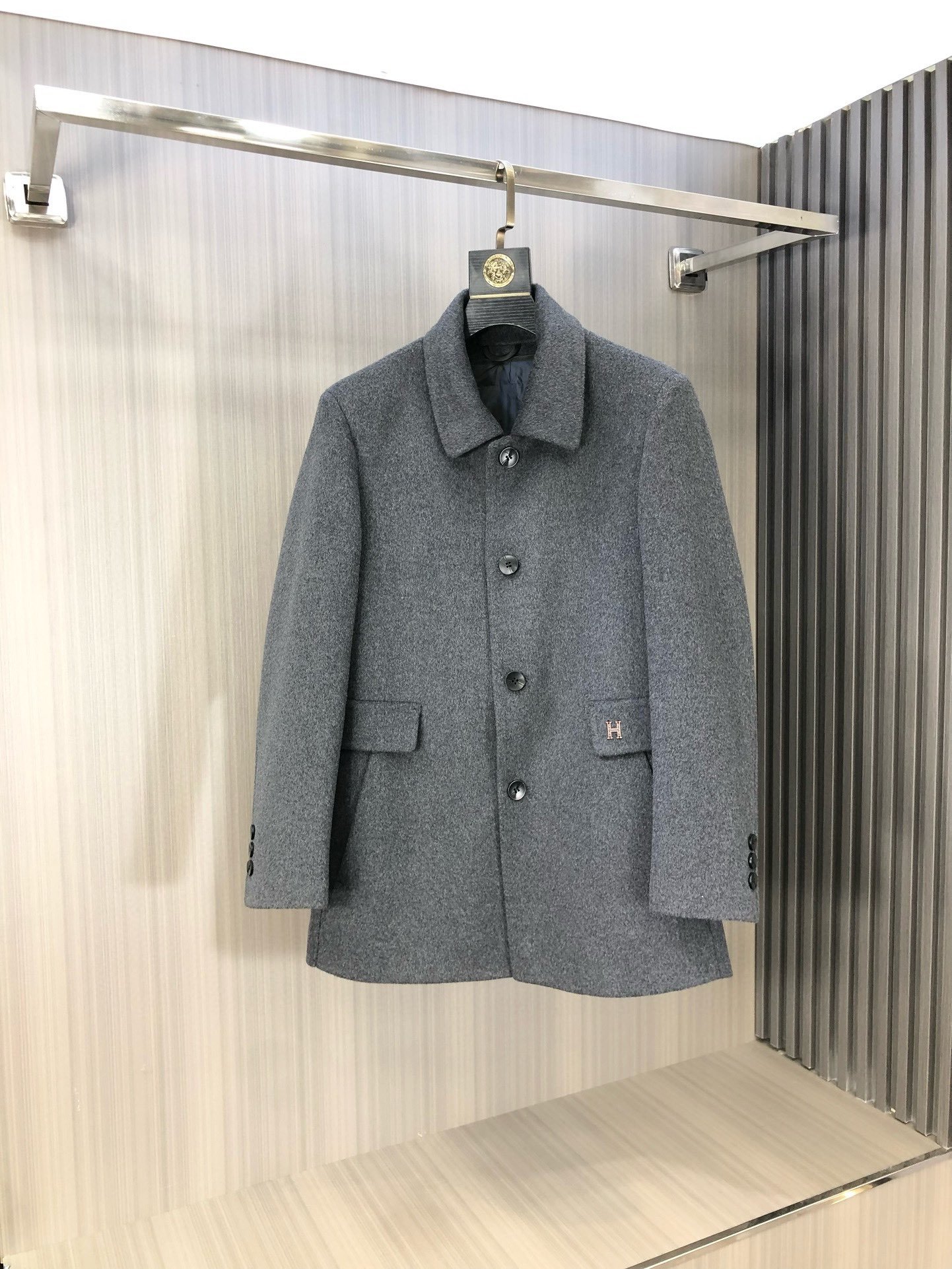 Hermès wool Kenston coat 93001 - Image 2