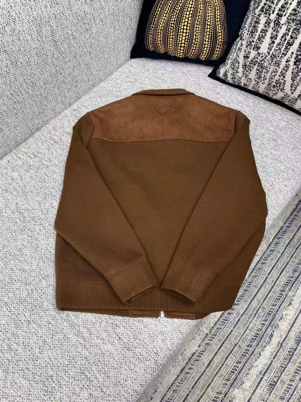 Prada leather jacket buckskin 81807 - Image 5