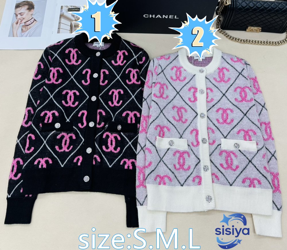 Chanel new autumn/winter round-neck long-sleeve clothing D100105