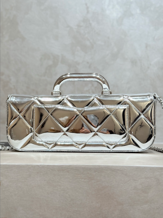 CHANEL Leather handle lid bag L101406 - Image 3