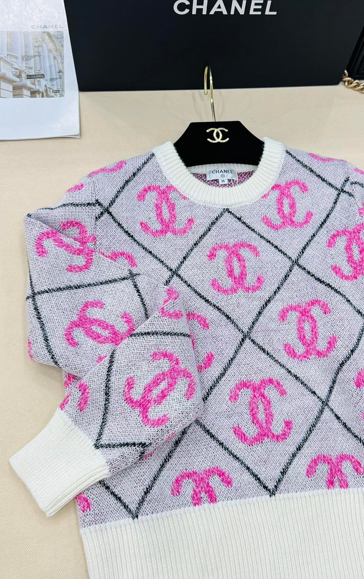 Chanel new autumn/winter round-neck long-sleeve clothing D100105 - Image 7