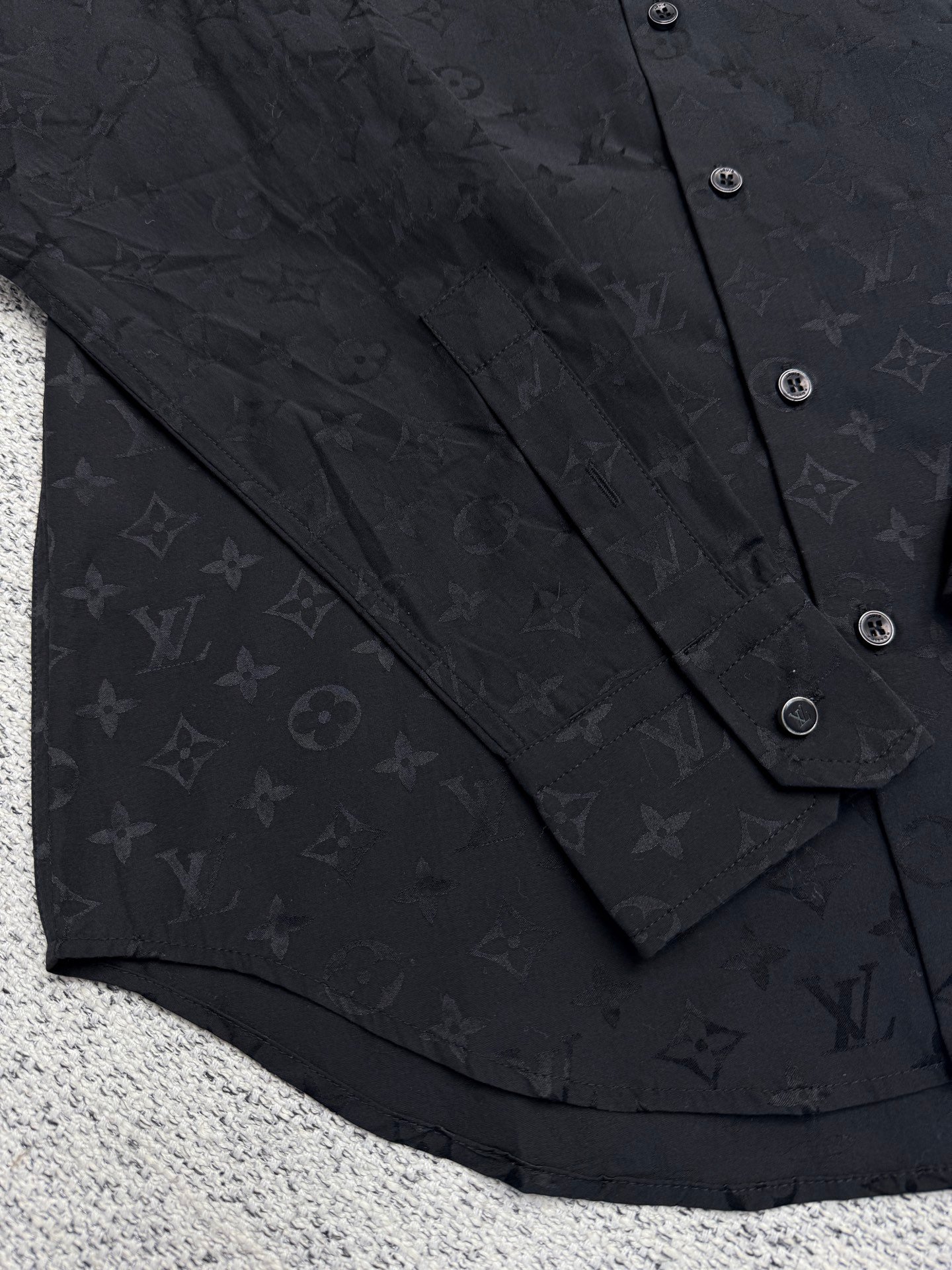 Louis Vuitton Mini Monogram Silk Evening Shirt - Men - Ready-to-Wear 100605 - Image 2