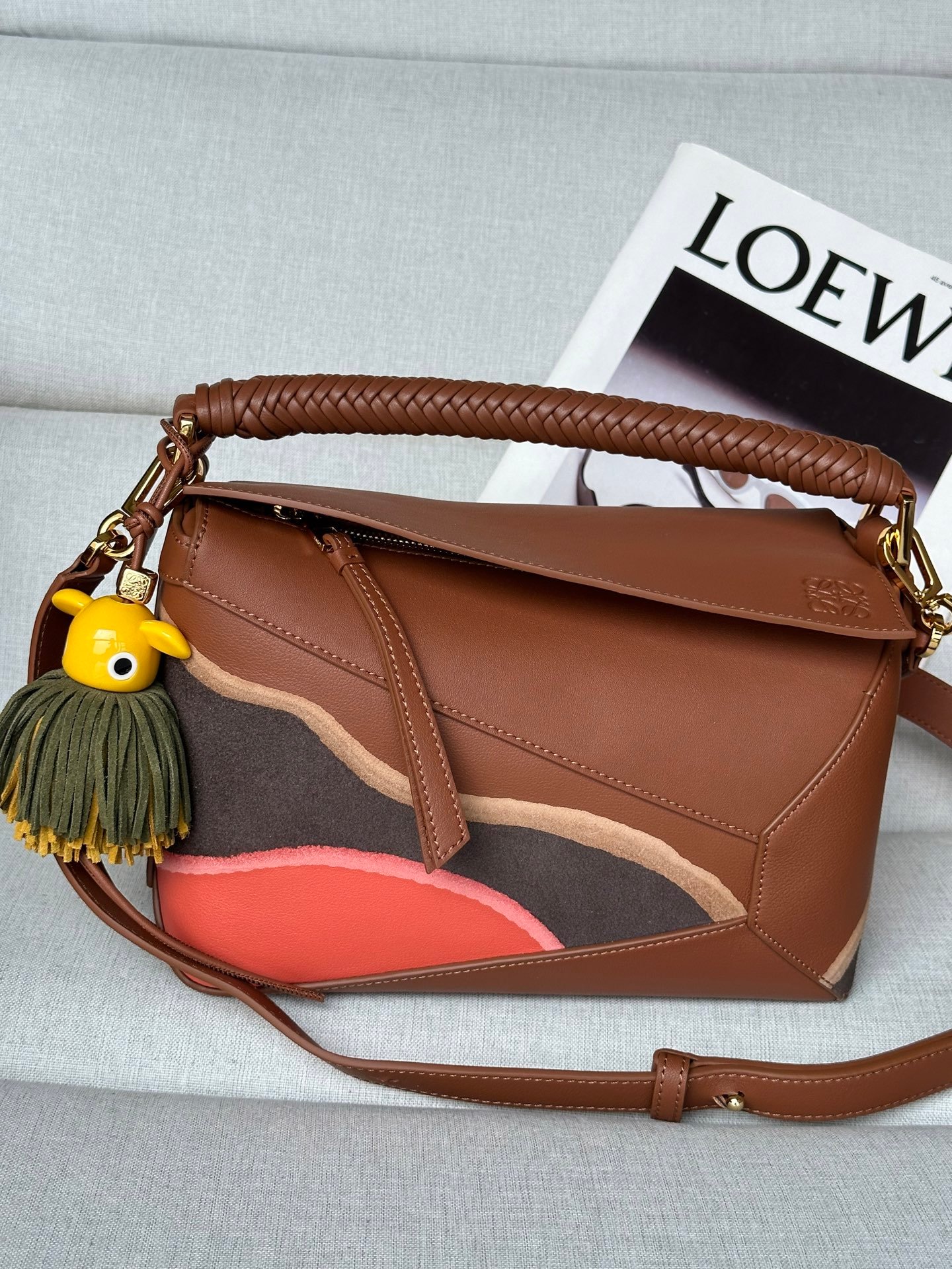 Loewe Small Puzzle Edge Landscape Bag L101102 24-14-11CM - Image 10
