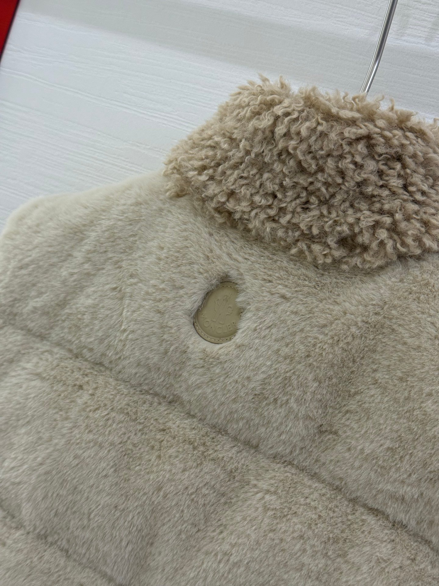Moncler down jacket D102204 - Image 6
