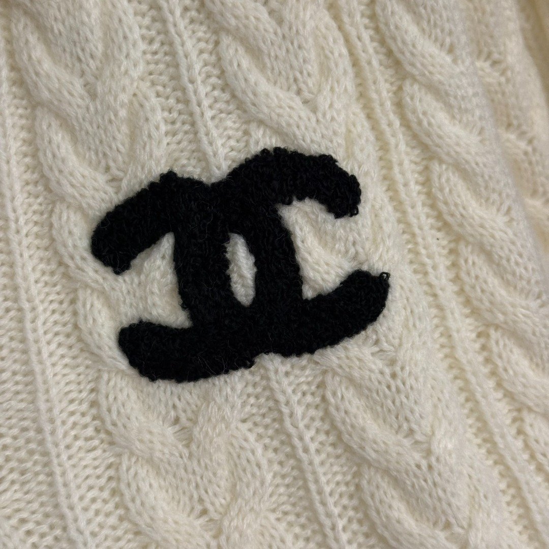 Chanel cable-knit polo sweater. D102501 - Image 7