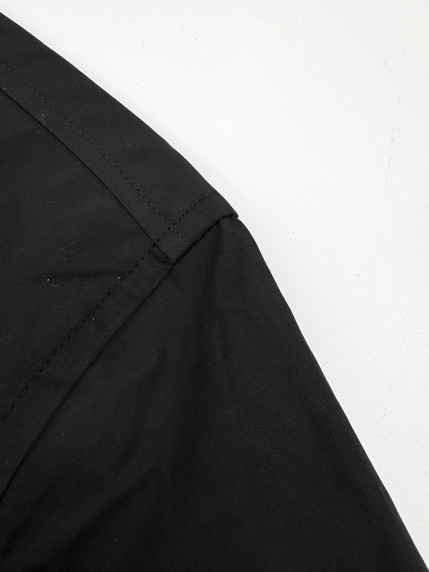 Louis Vuitton Embroidered Signature Long-Sleeved Shirt 102602 - Image 6