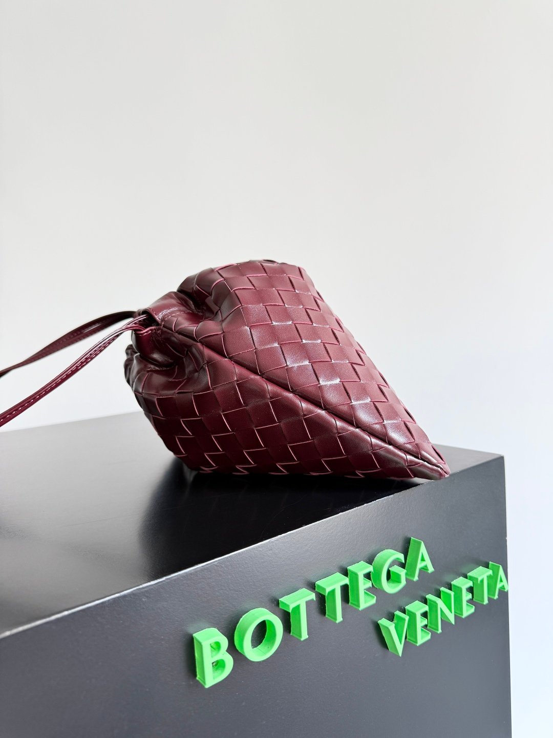 BOTTEGA VENETA Shoulder Bag L102903 - Image 5