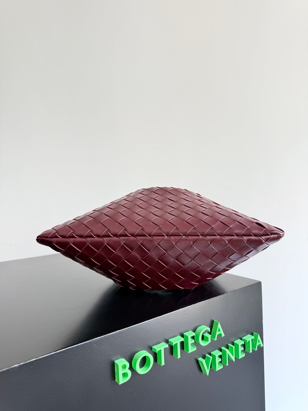 BOTTEGA VENETA Shoulder Bag L102903 - Image 6