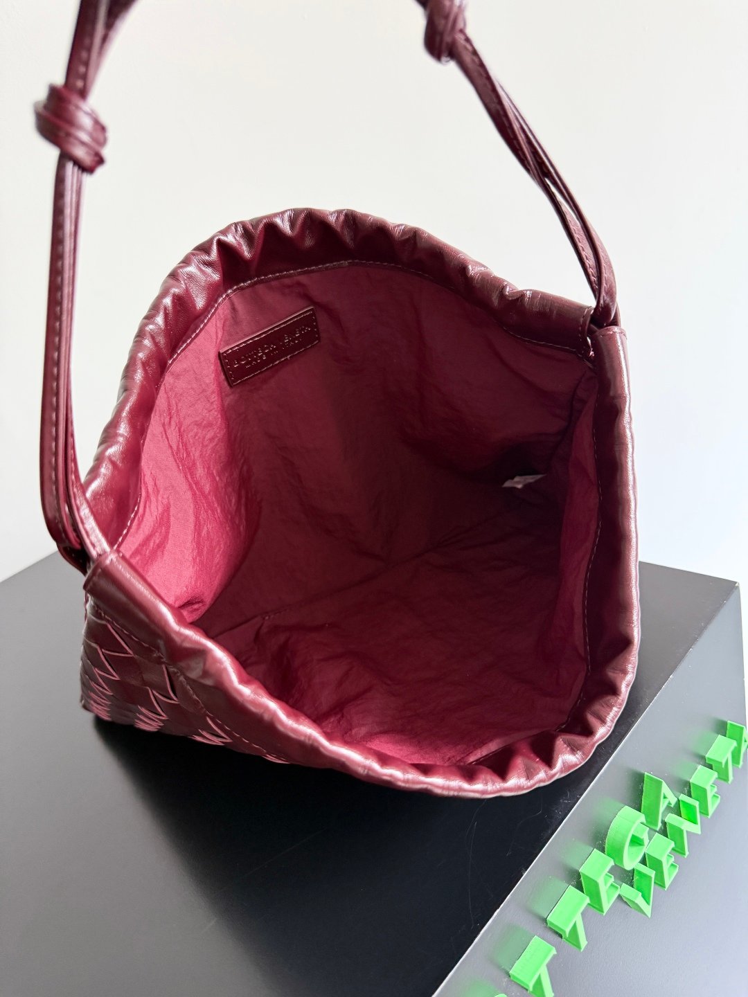 BOTTEGA VENETA Shoulder Bag L102903 - Image 7