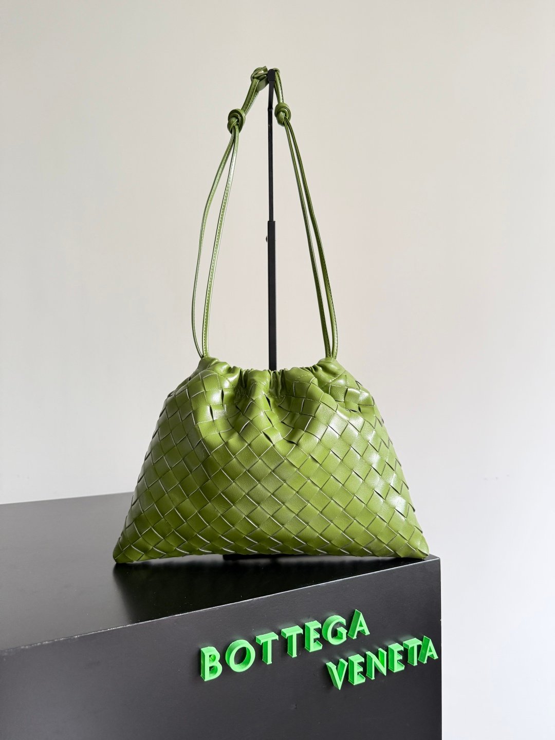 BOTTEGA VENETA Shoulder Bag L102903 - Image 3