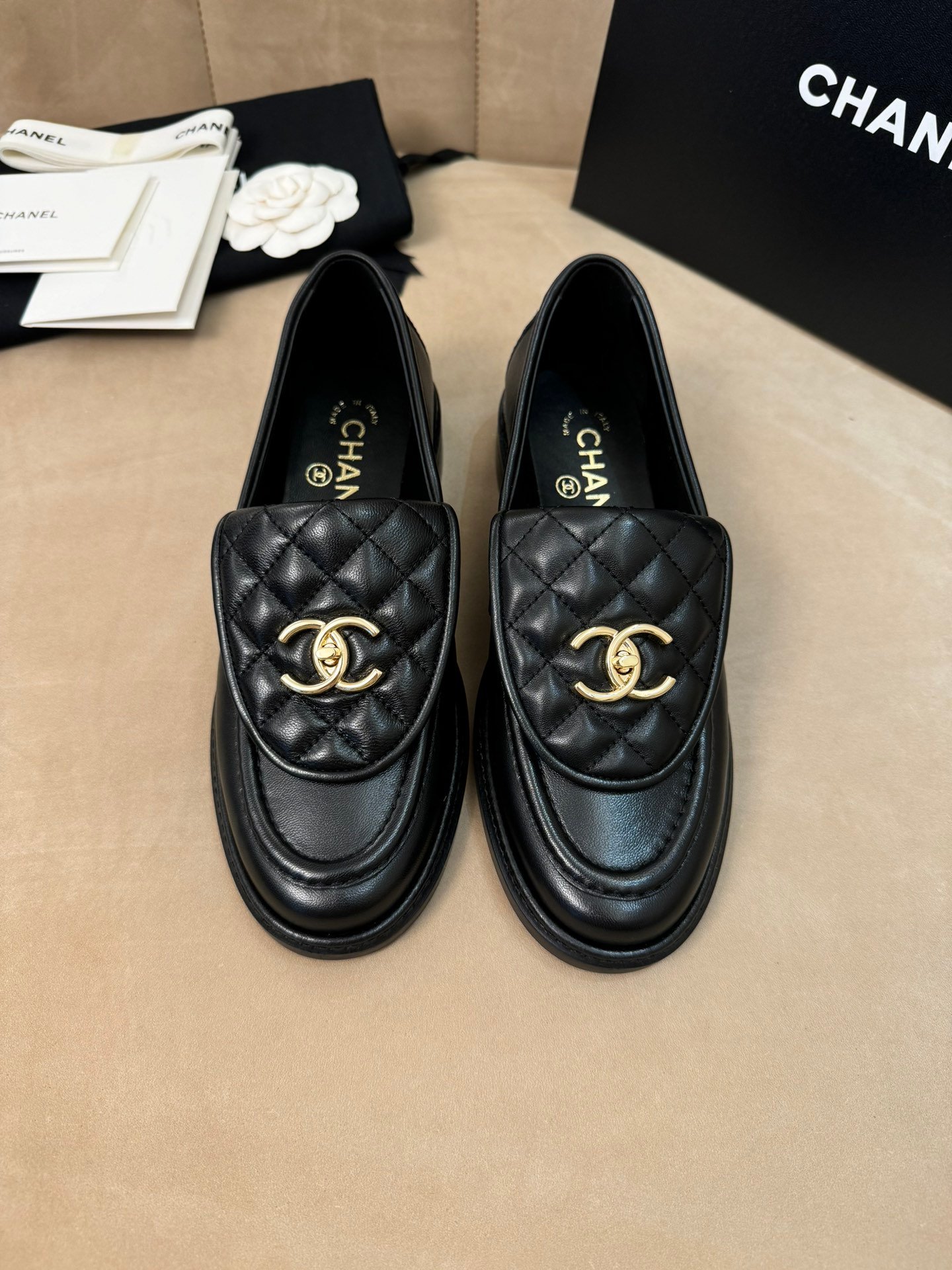 CHANEL bag buckle loafers L103105 - Image 2