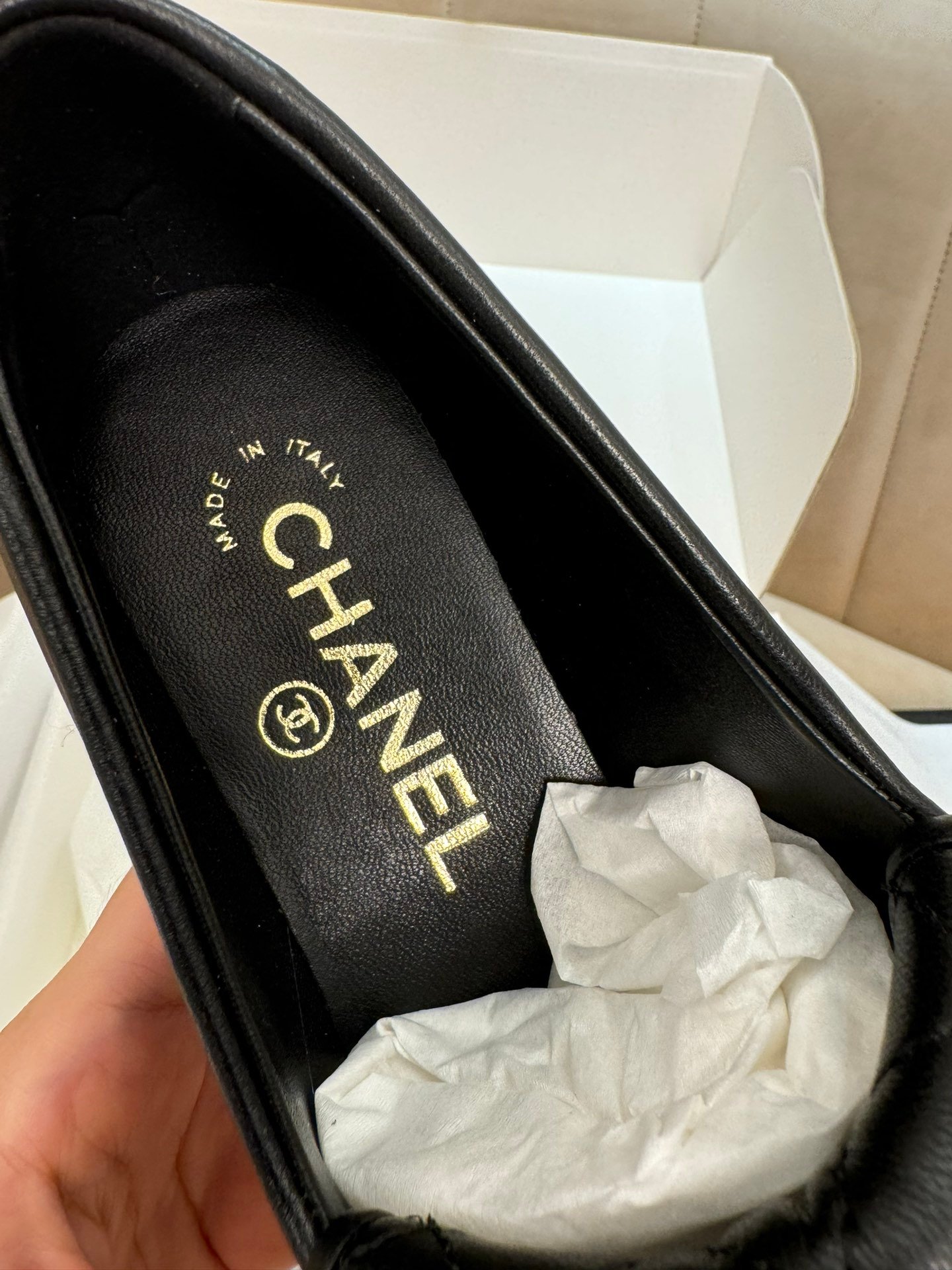 CHANEL bag buckle loafers L103105 - Image 7