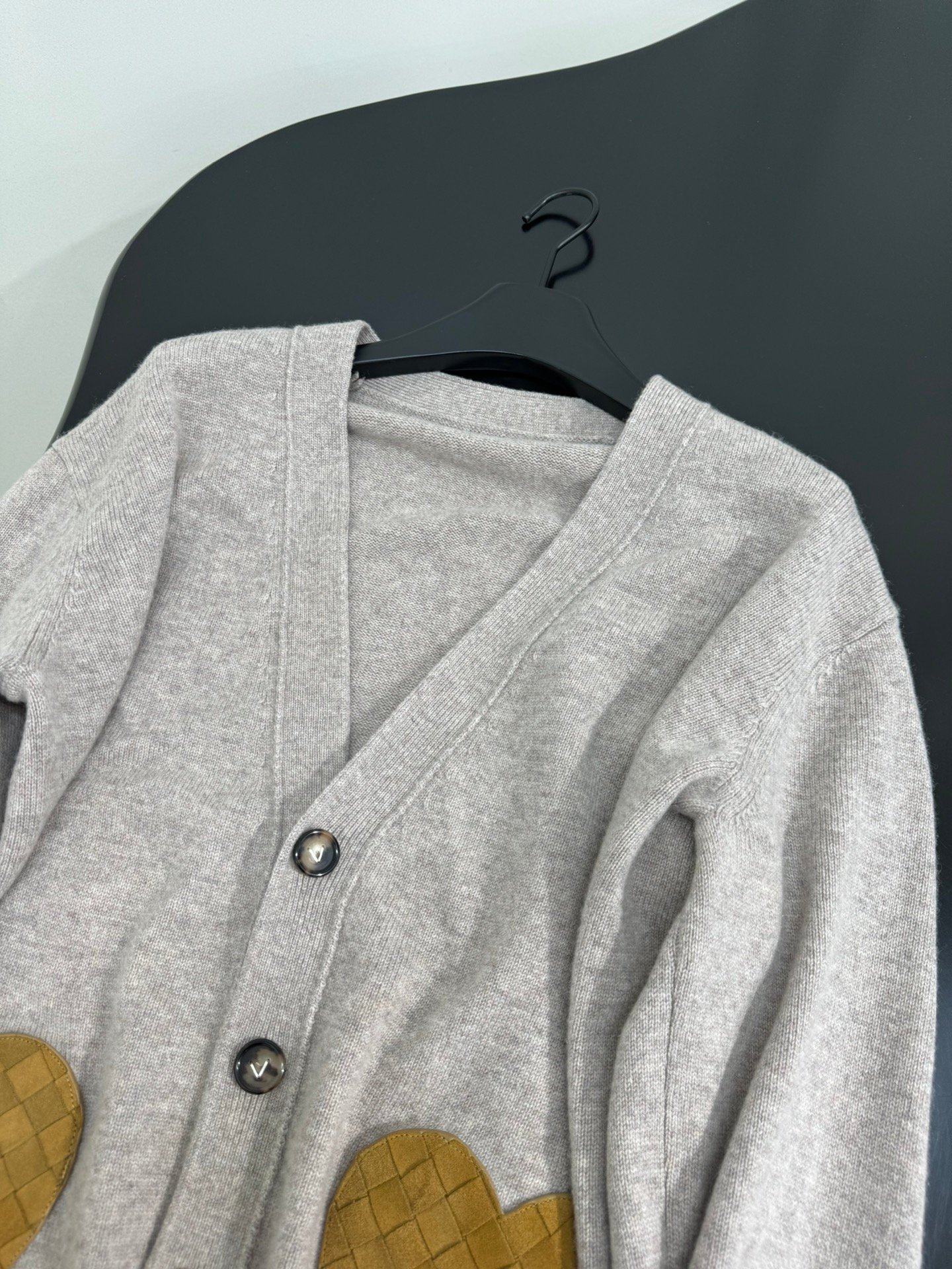 BOTTEGA VENETA Cashmere and Wool Cardigan D110301 - Image 5