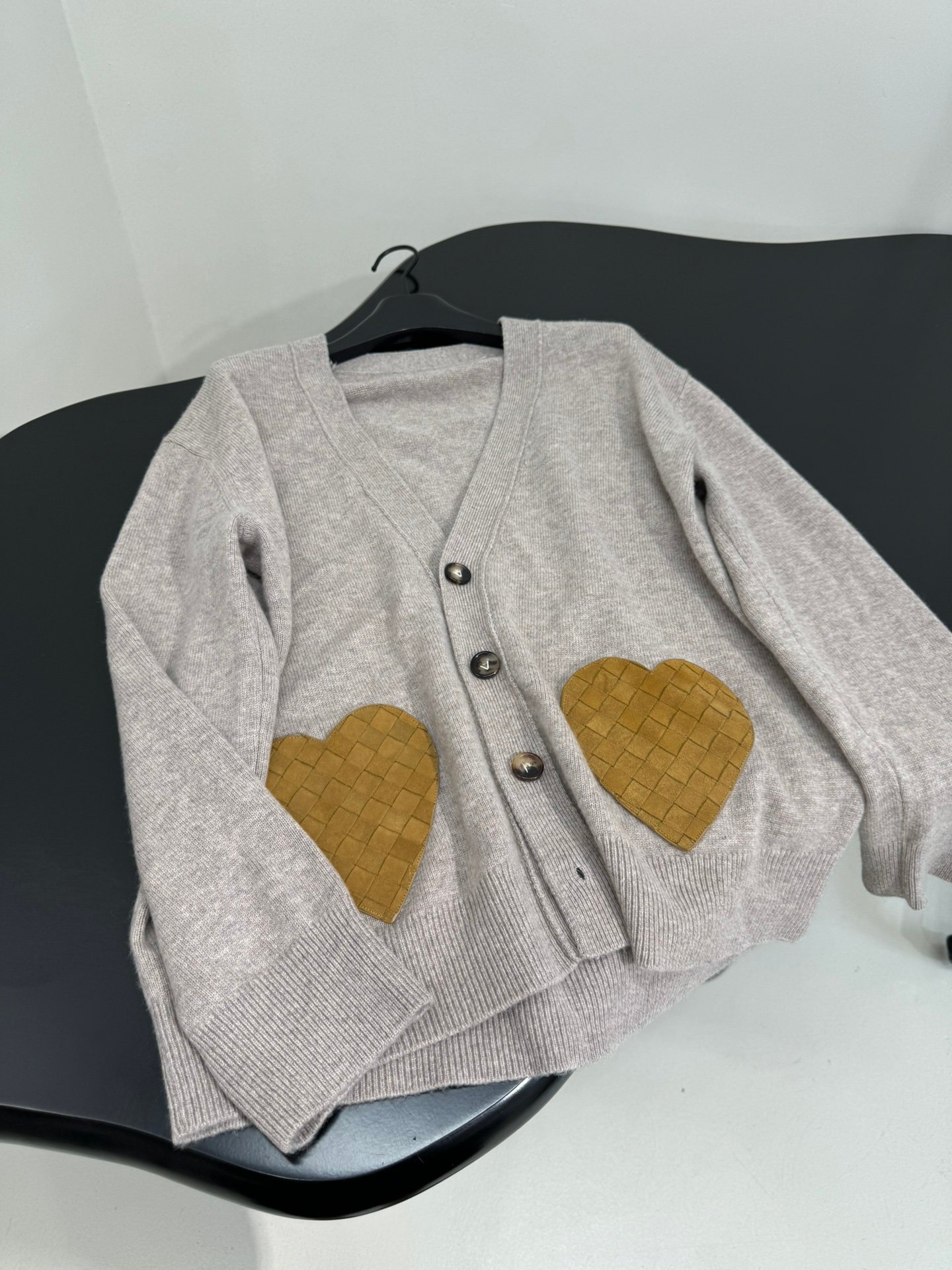 BOTTEGA VENETA Cashmere and Wool Cardigan D110301 - Image 4