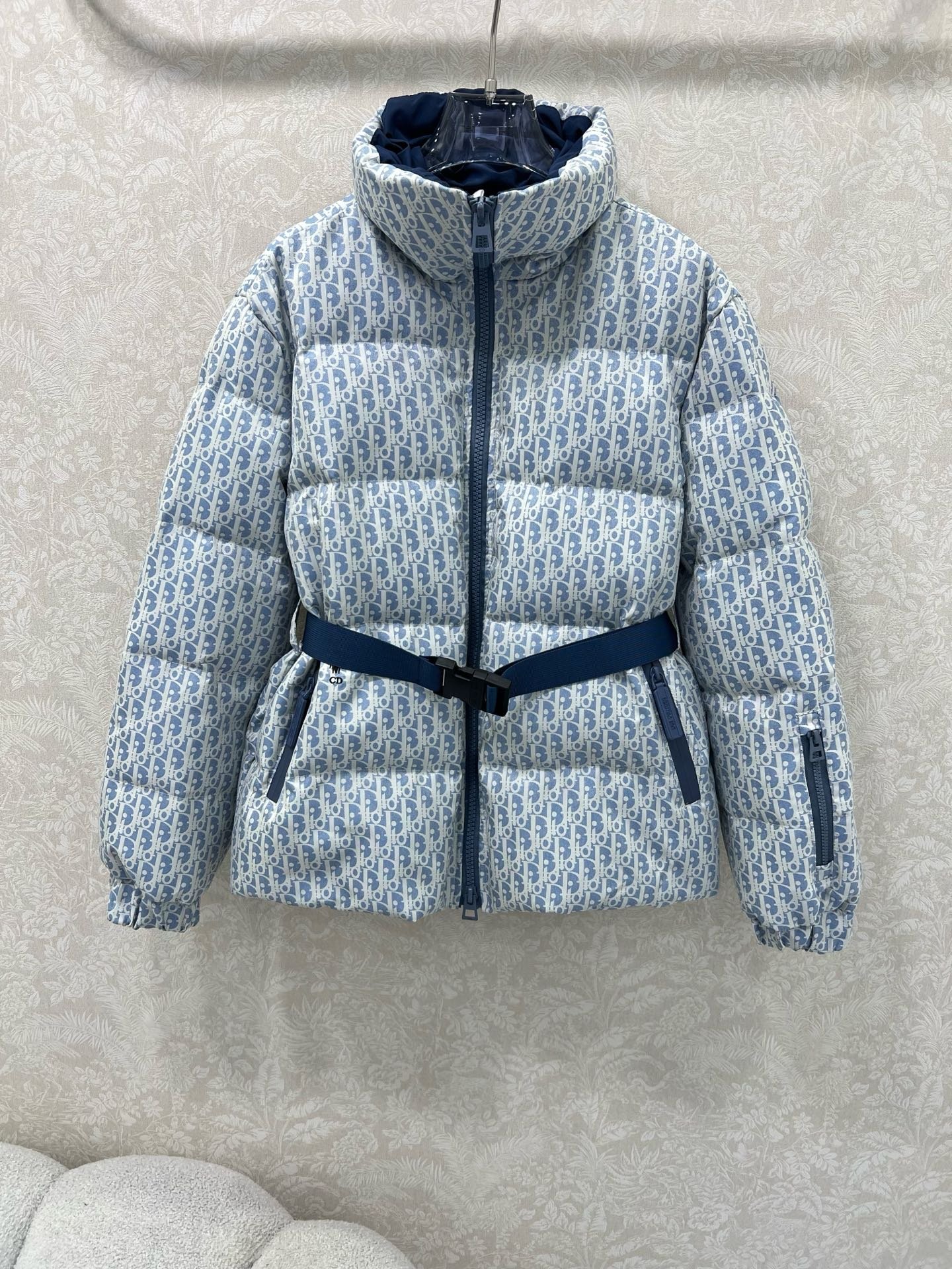 DIOR Down Jacket D110406 - Image 3