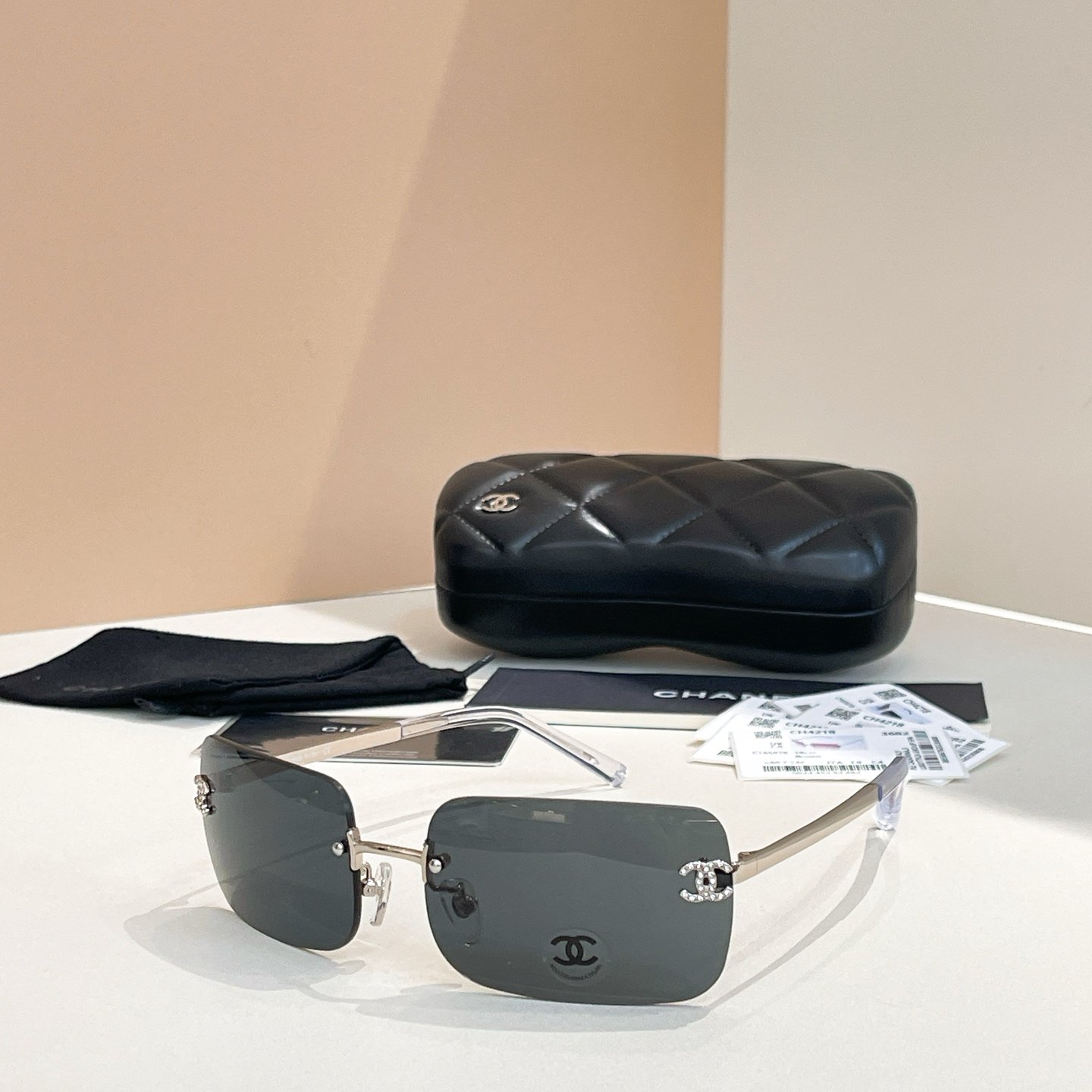 CHANEL MODEL L110504 - Image 9