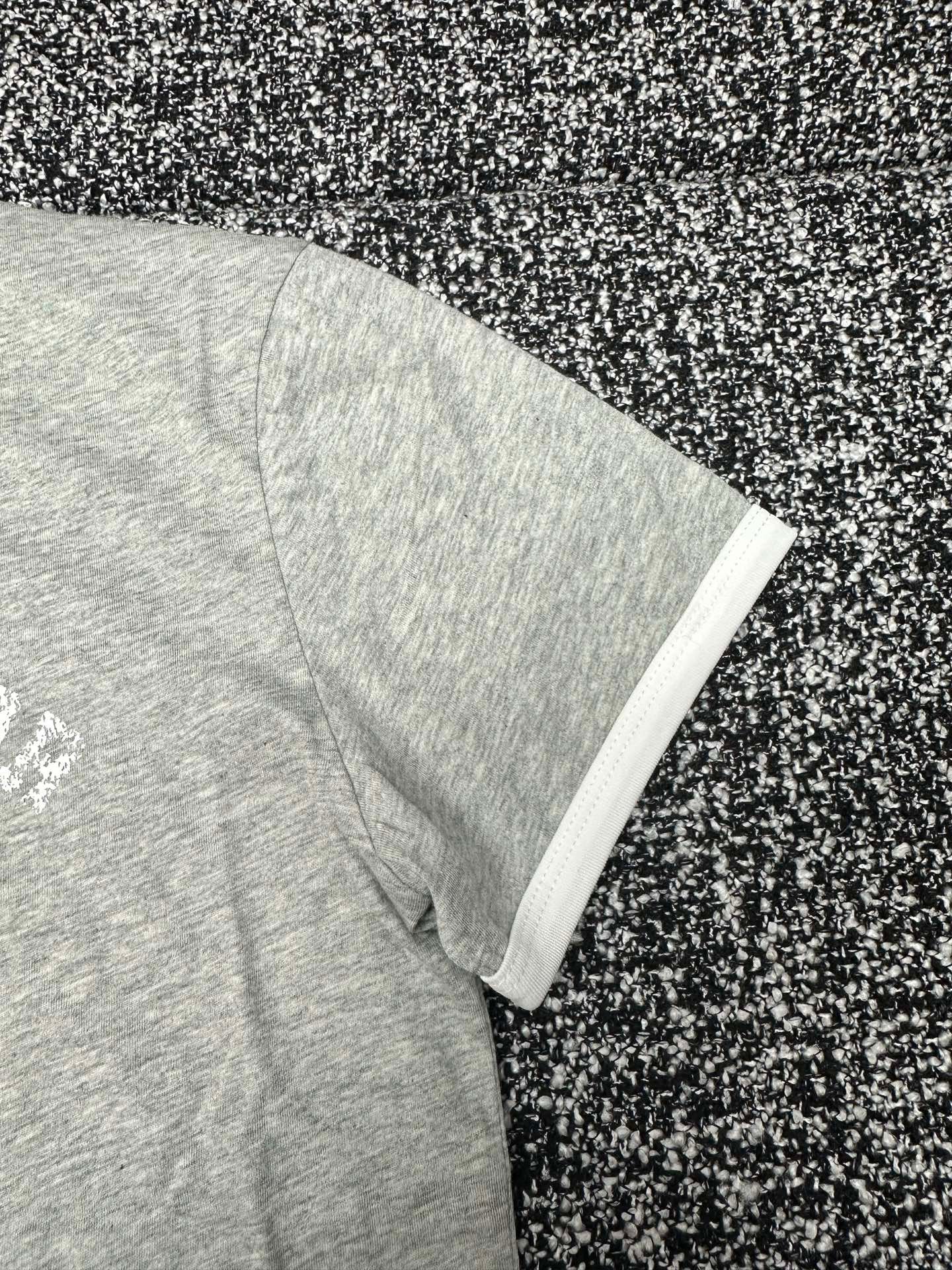 DIOR Round-neck T-shirt 110505 - Image 6