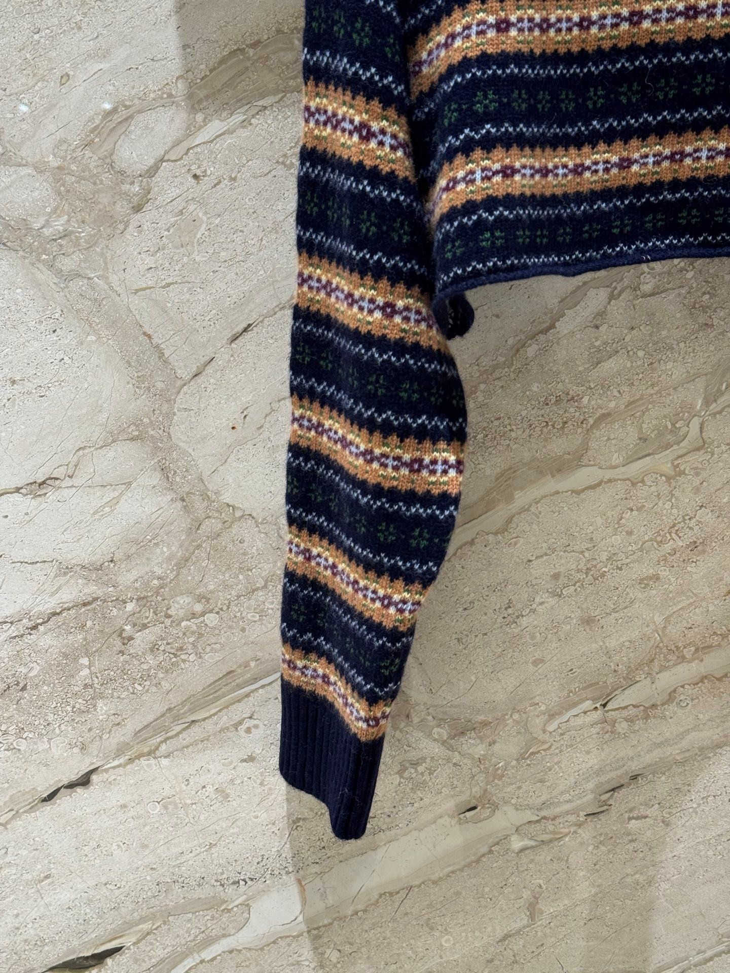 MiuMiu Scottish-style short-sleeved sweater D110707 - Image 4