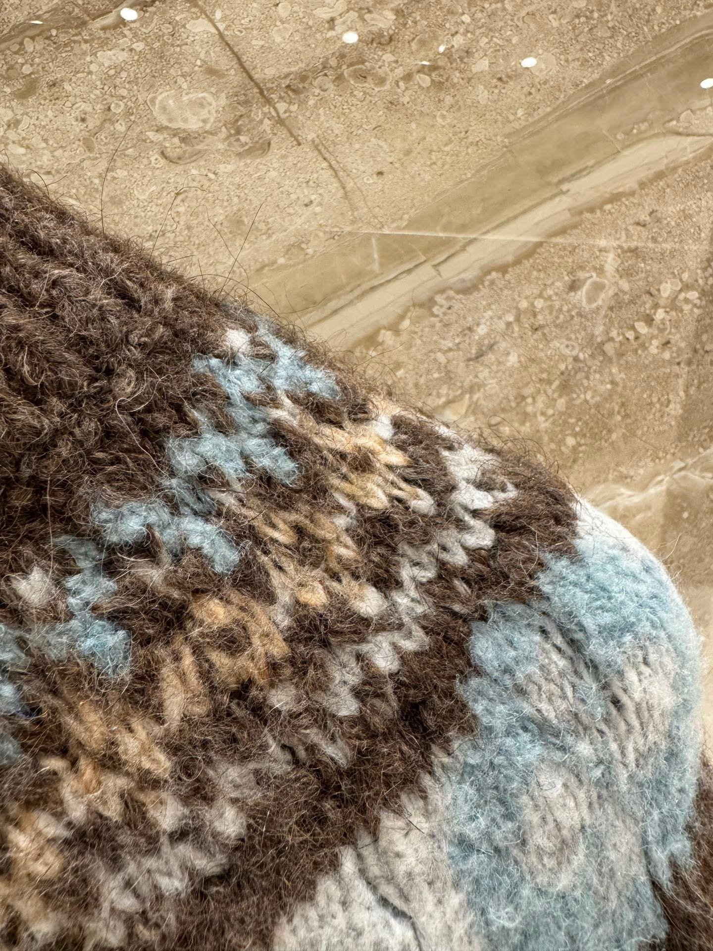 LV Knitted Sweater D110708 - Image 7