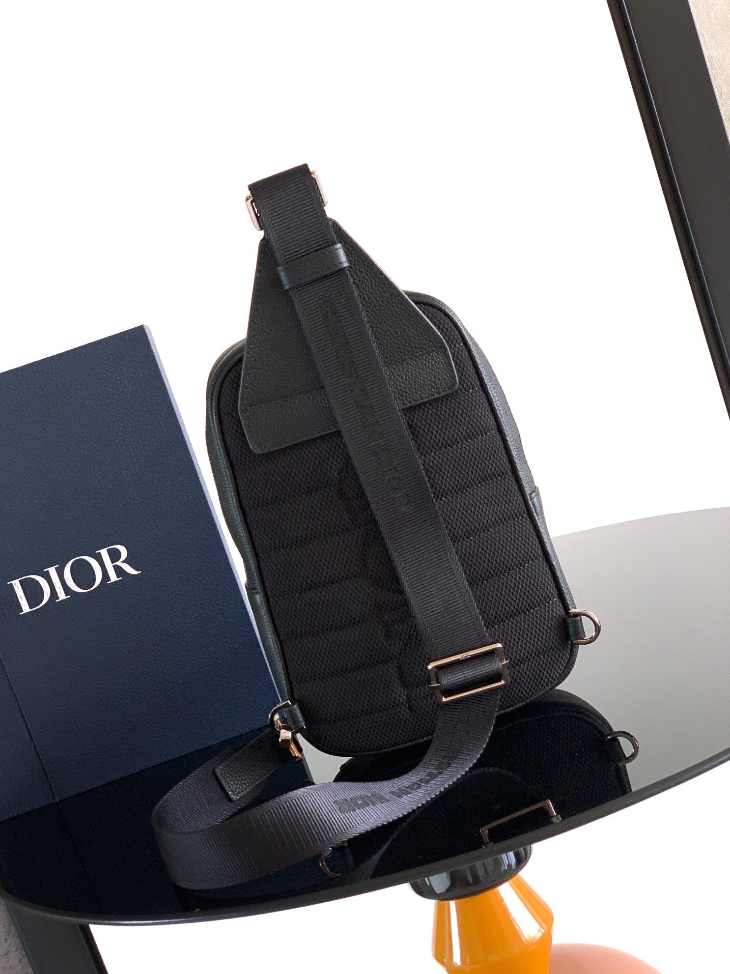 Dior Rider 2.0 Zipped Messenger Bag L110803 - Image 4