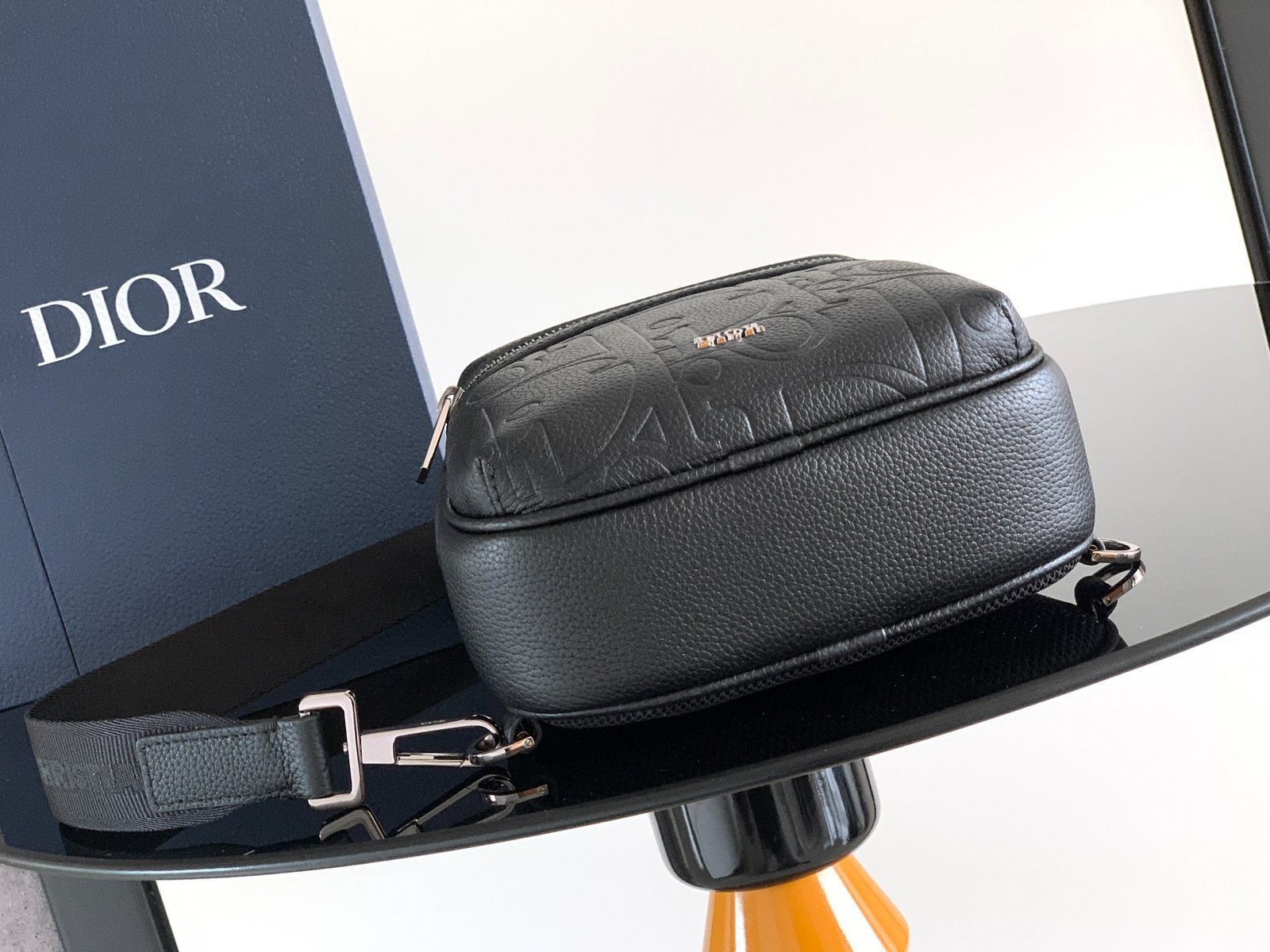 Dior Rider 2.0 Zipped Messenger Bag L110803 - Image 5