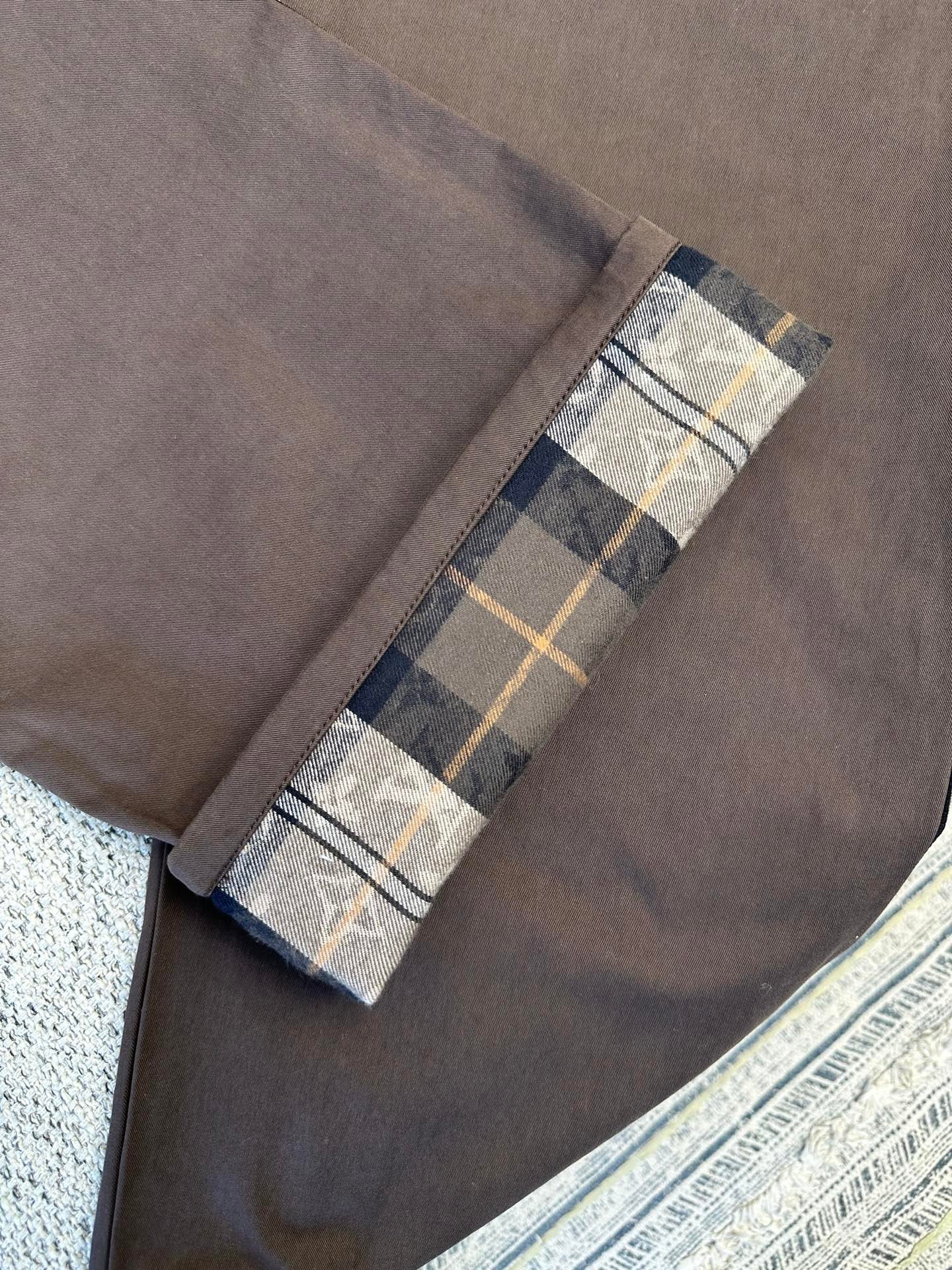 Louis Vuitton Cropped Chino Pants 110804 - Image 6