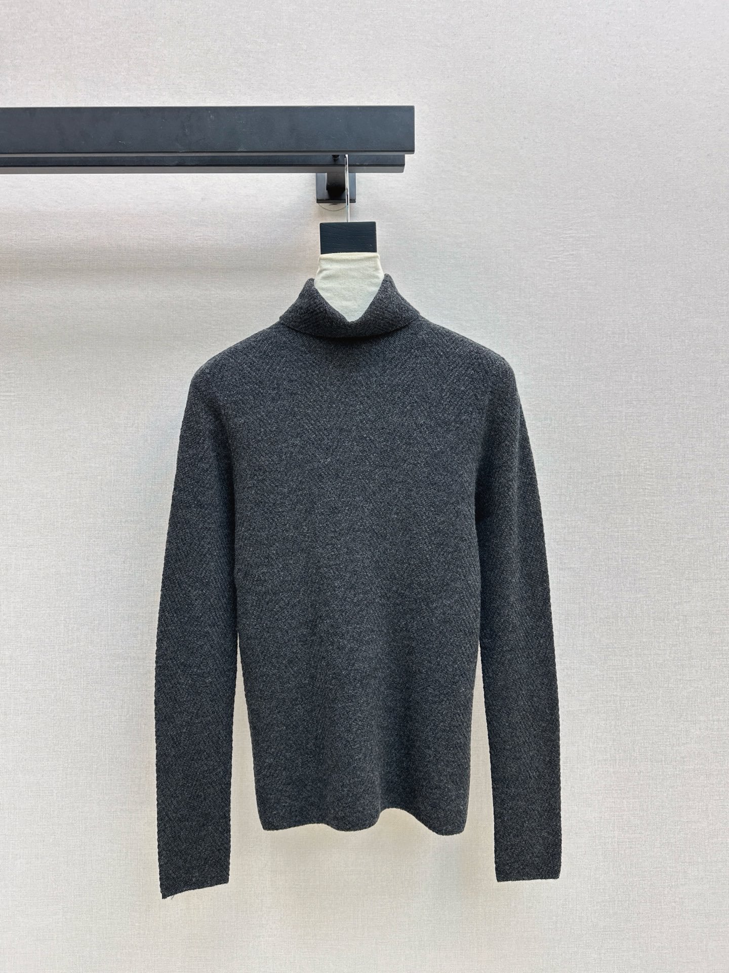 Loro Piana Turtleneck Cashmere Grain D111202 - Image 4