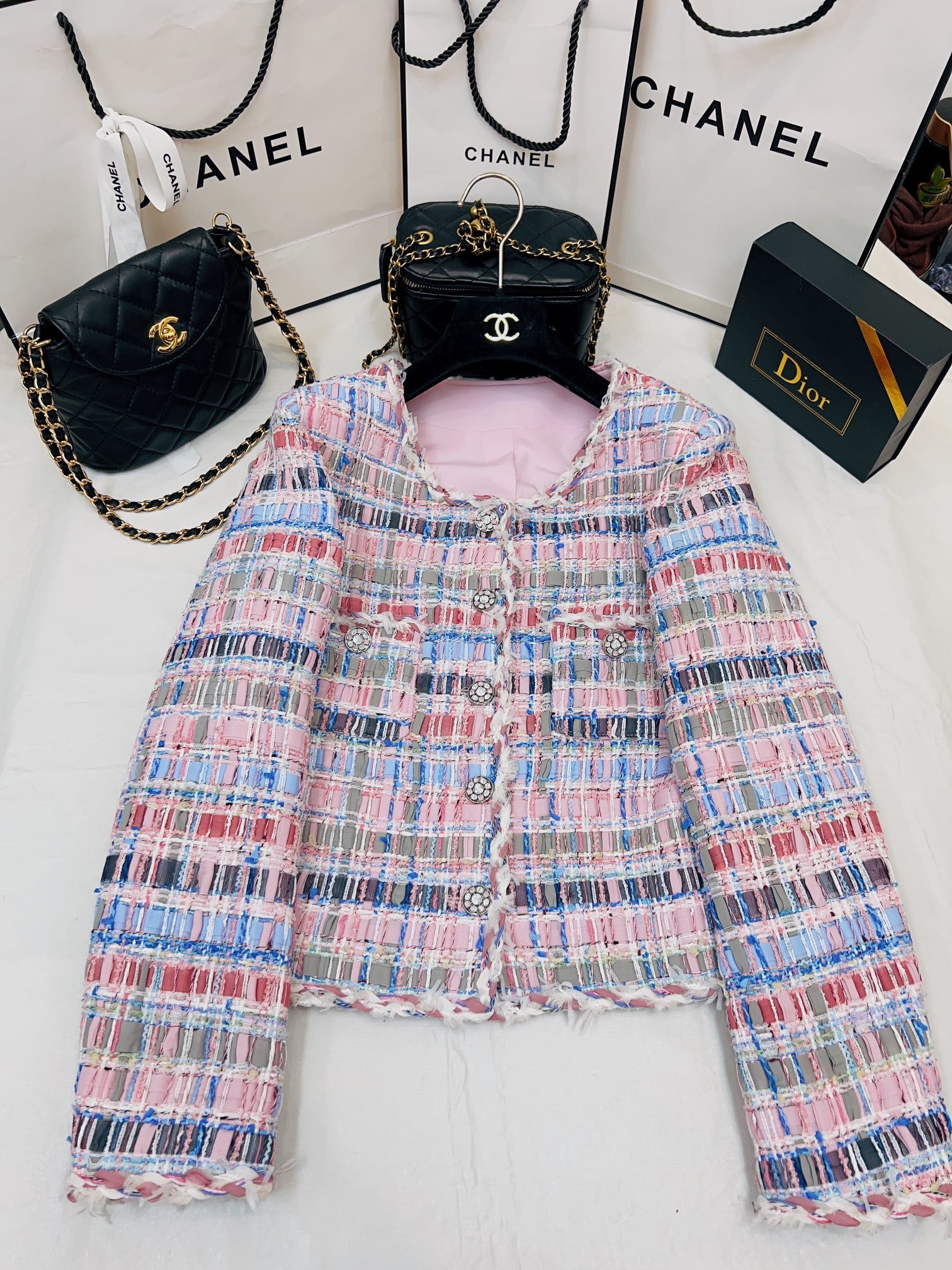 Chanel multi-color tweed jacket D111301