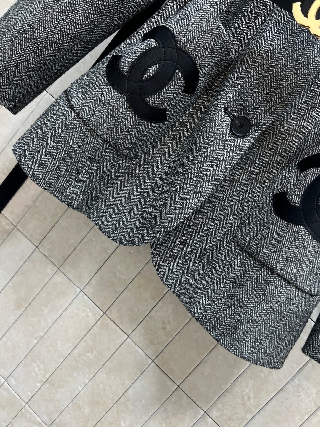 Chanel suit-style coat D111402 - Image 7