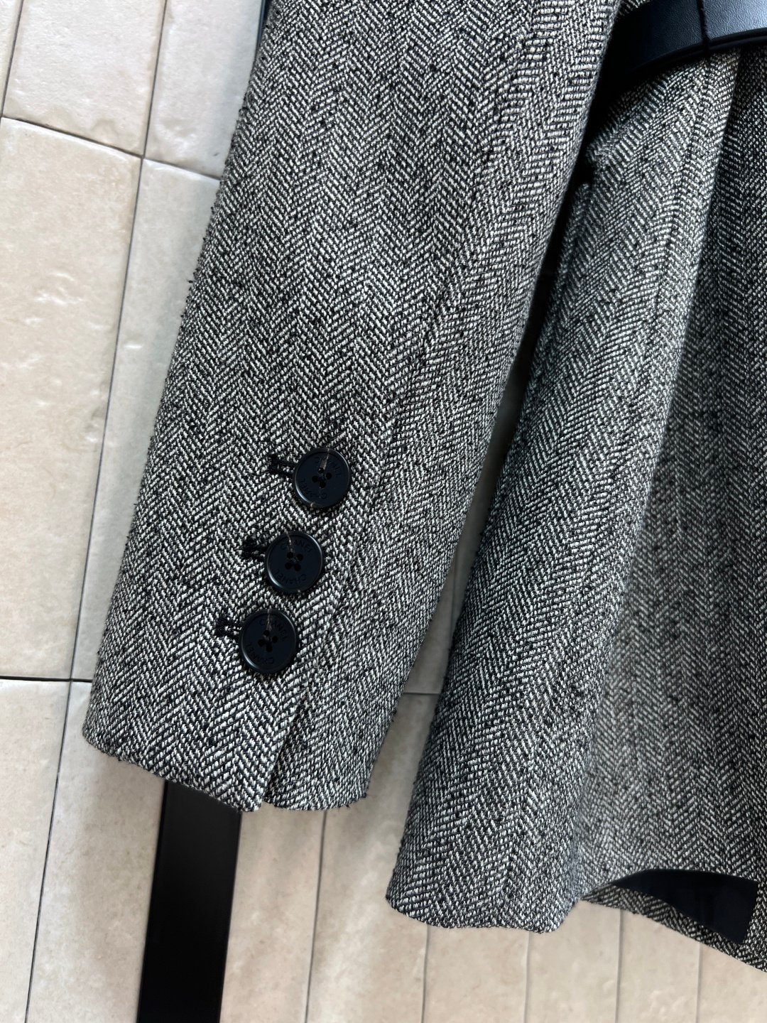 Chanel suit-style coat D111402 - Image 8