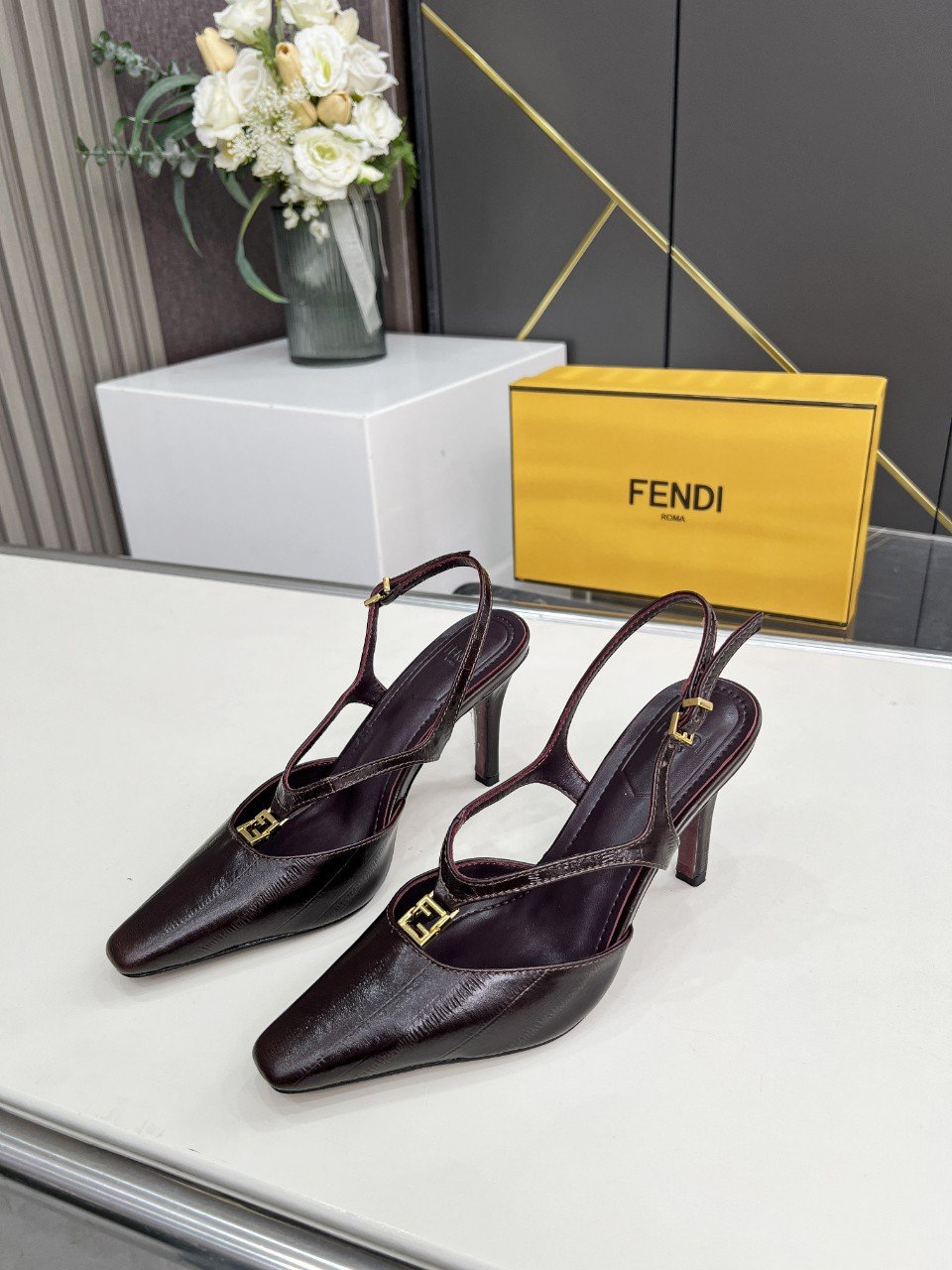 Fendi FFold Sandals L111503 - Image 3