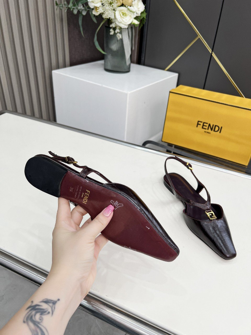 Fendi FFold Sandals L111503 - Image 7