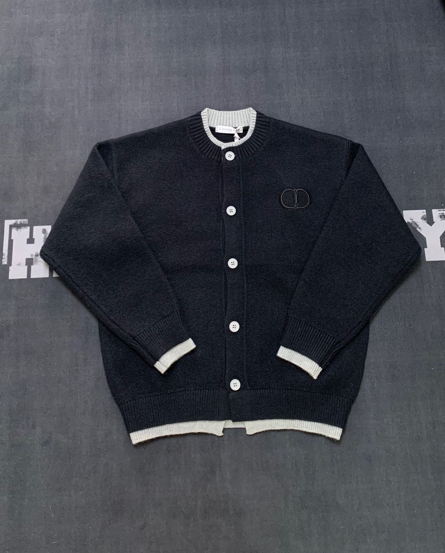 Dior fake two-piece cardigan 111704 - Image 6