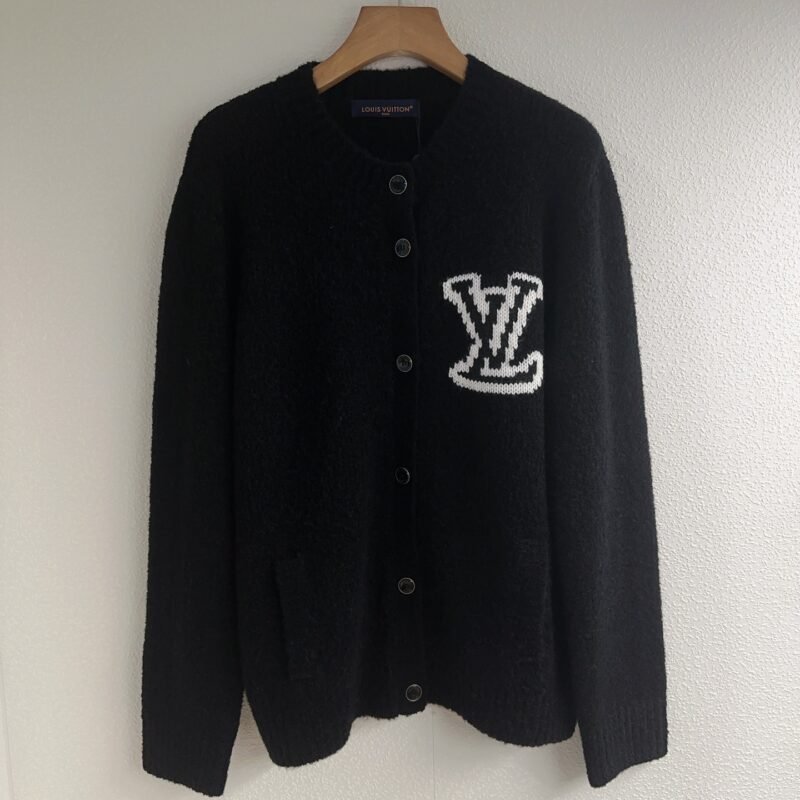 Louis Vuitton Chunky Intarsia Signature Cardigan D111802