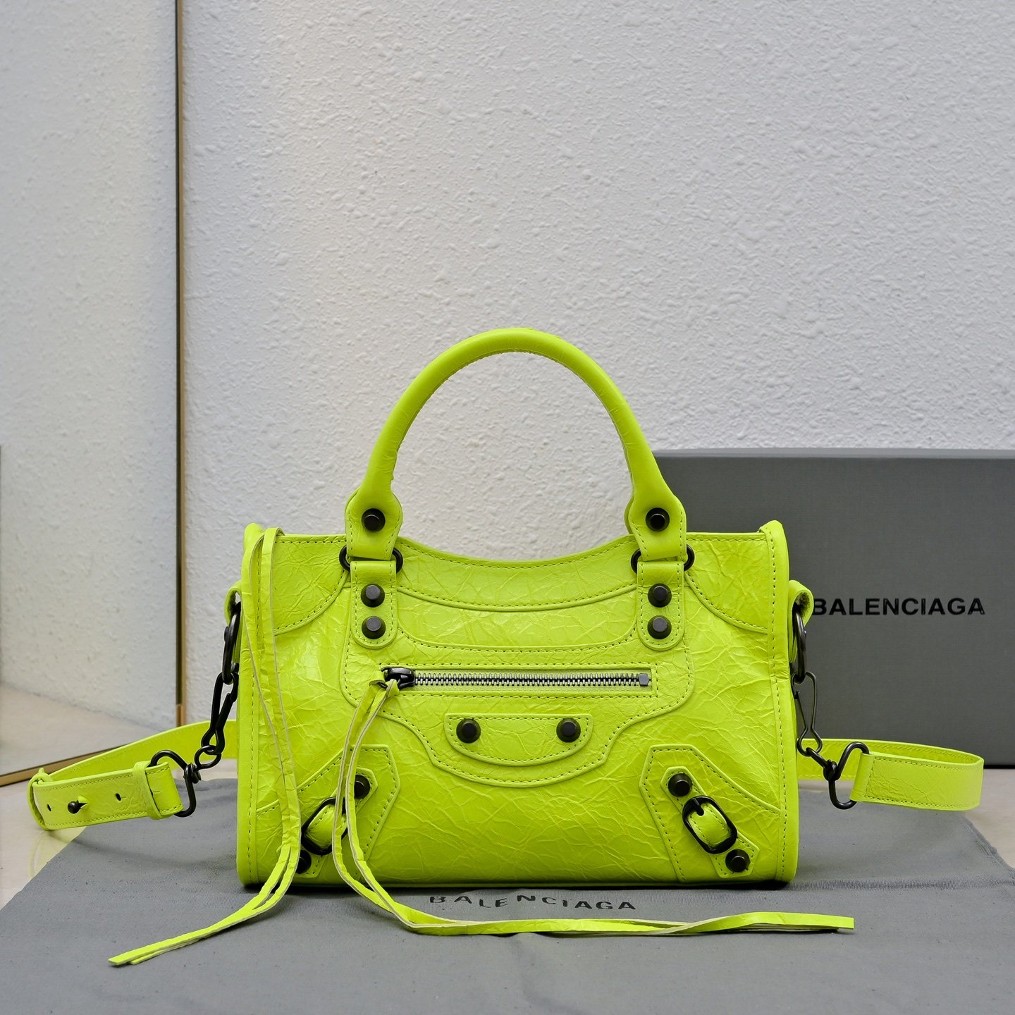 Balenciaga Mini Le City Tote Bag L111905 - Image 3