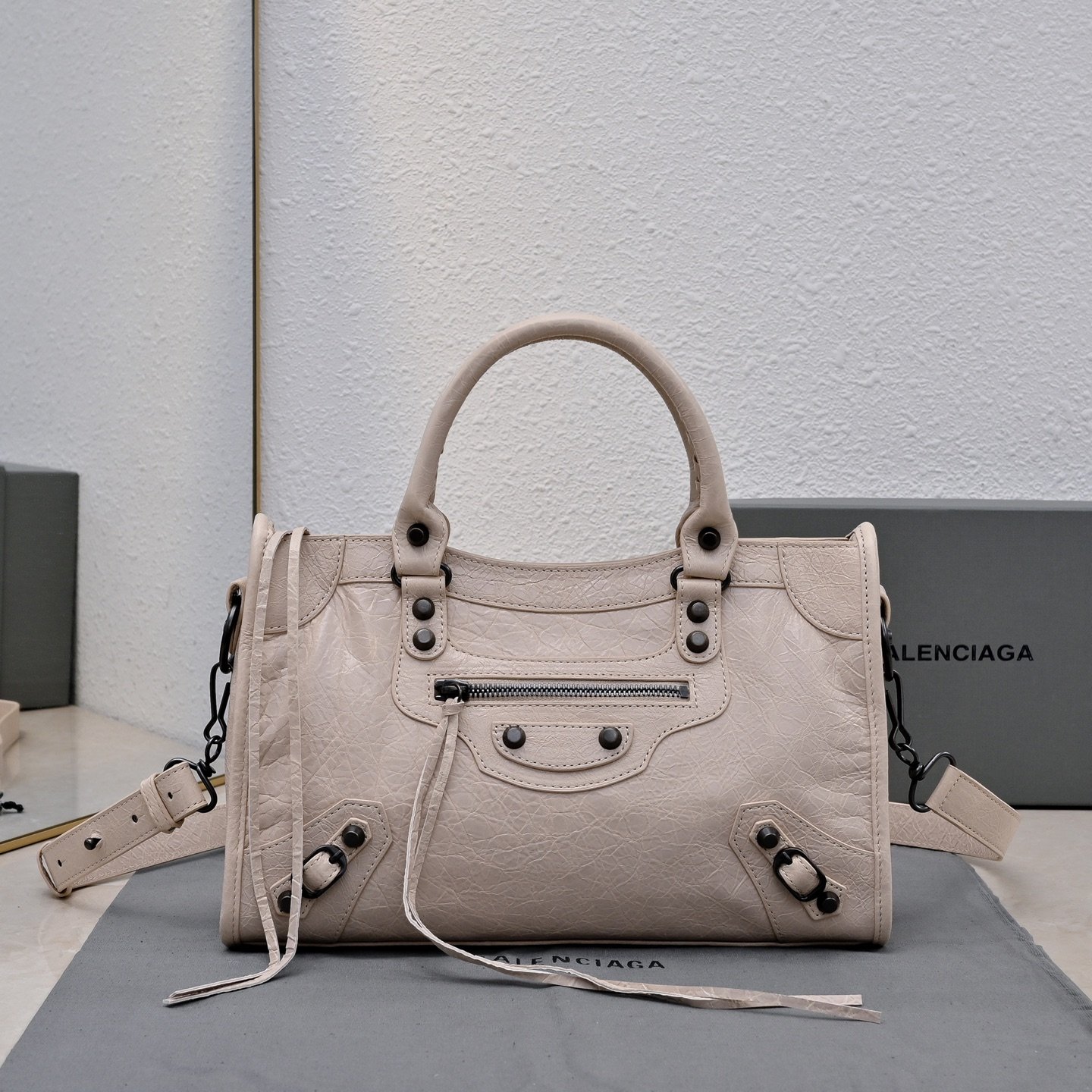 Balenciaga Mini Le City Tote Bag L111905 - Image 7
