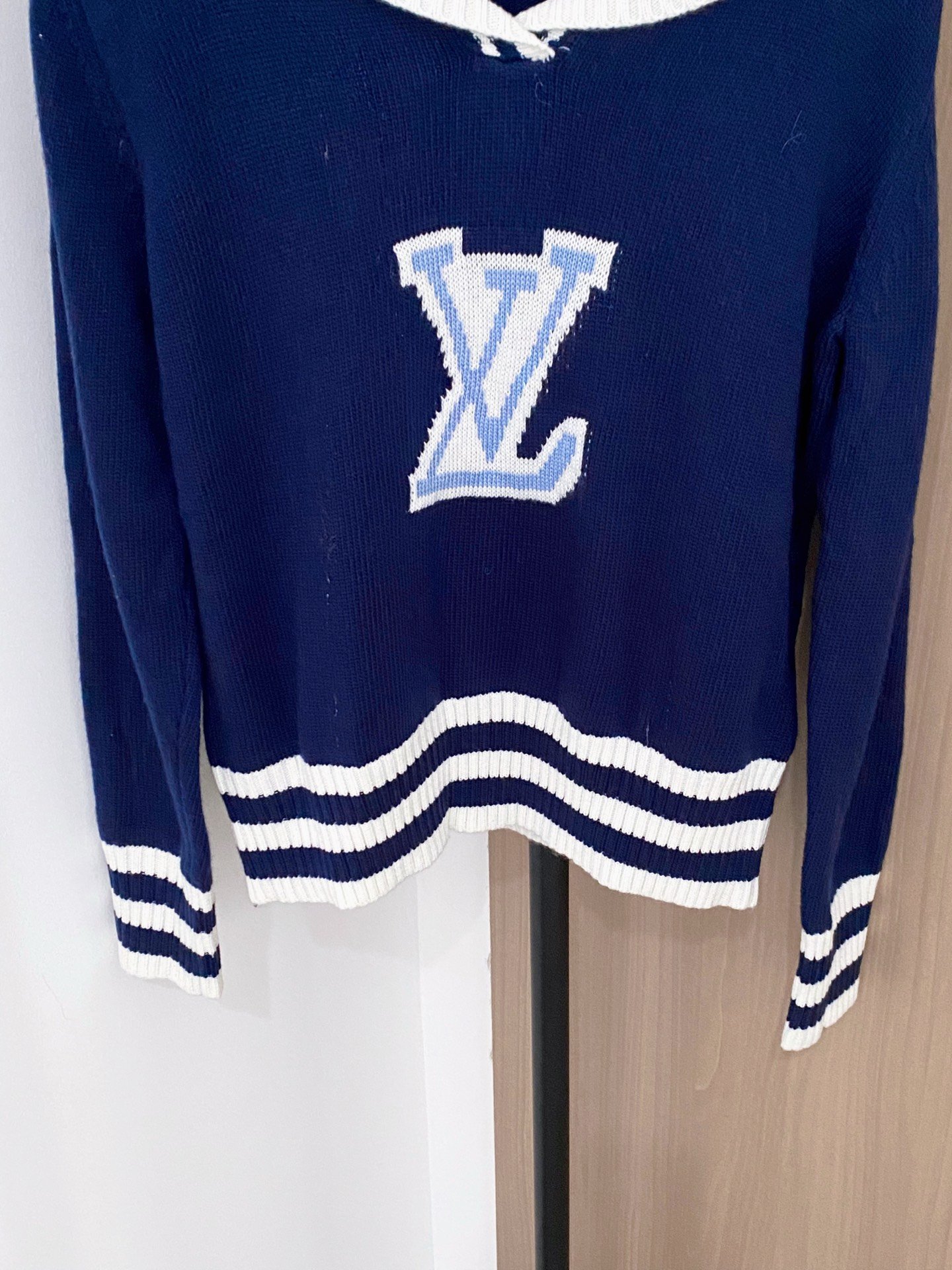Louis Vuitton Sailor Collar Sweater D112001 - Image 5