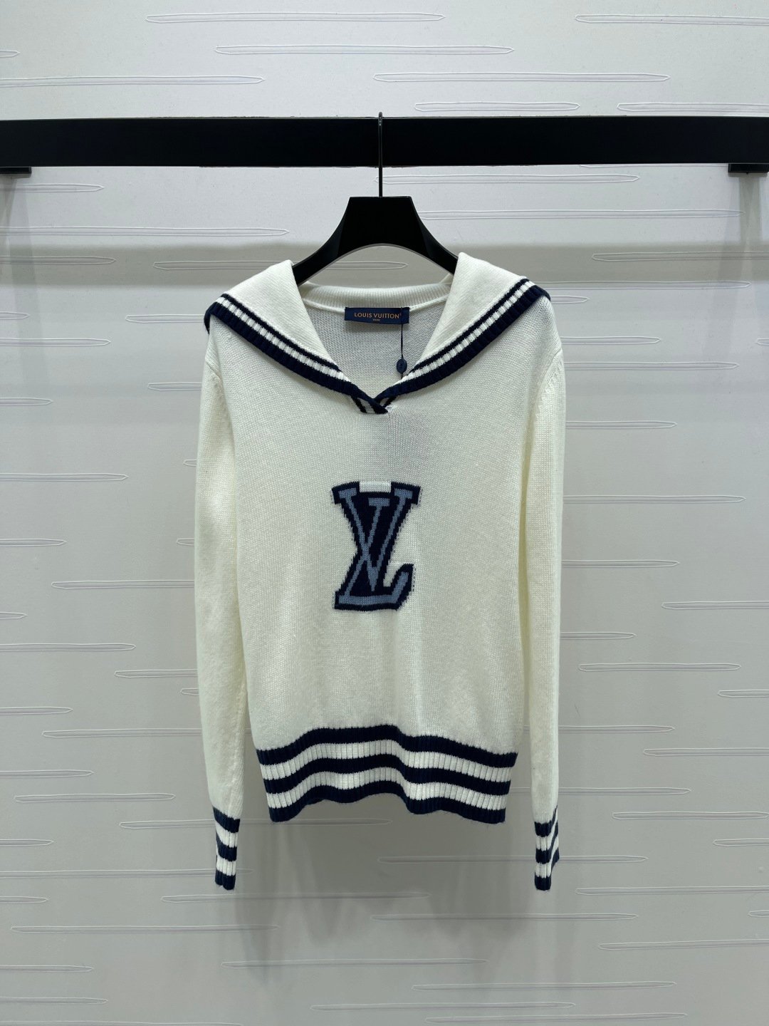 Louis Vuitton Sailor Collar Sweater D112001 - Image 7