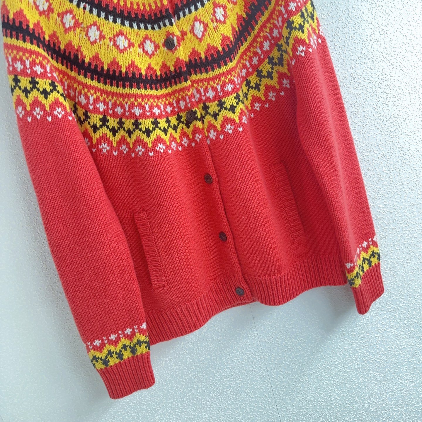 MIUMIU Contrasting Color Round-neck Knit Cardigan D112008 - Image 5