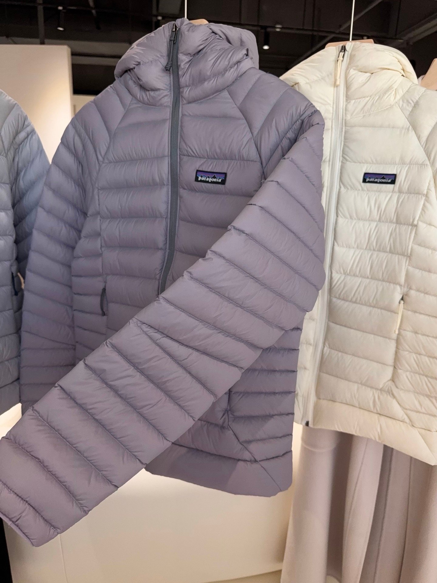 Patagonia Down Sweater Hoodie D112011 - Image 7