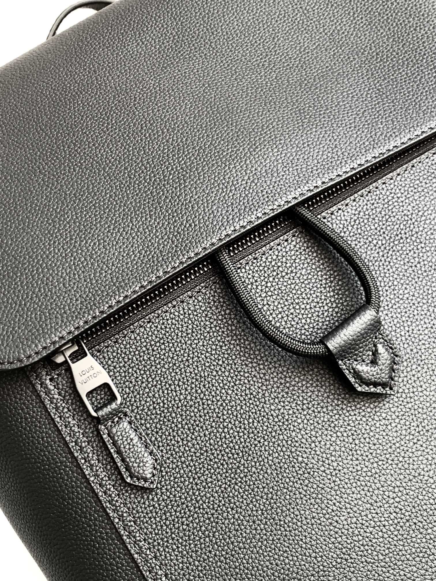Louis Vuitton Fastline Backpack LV Aerogram - Men Bags L112101 - Image 6