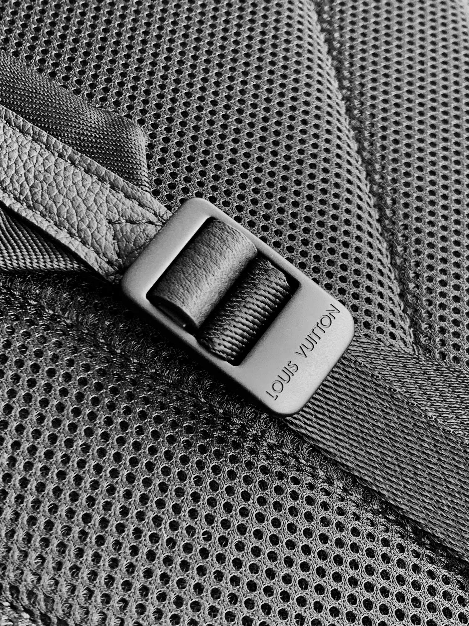 Louis Vuitton Fastline Backpack LV Aerogram - Men Bags L112101 - Image 7