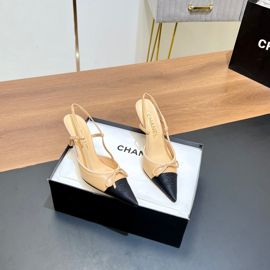 Chanel Pointed-Toe High-Heeled Sandals L112107 - Image 2