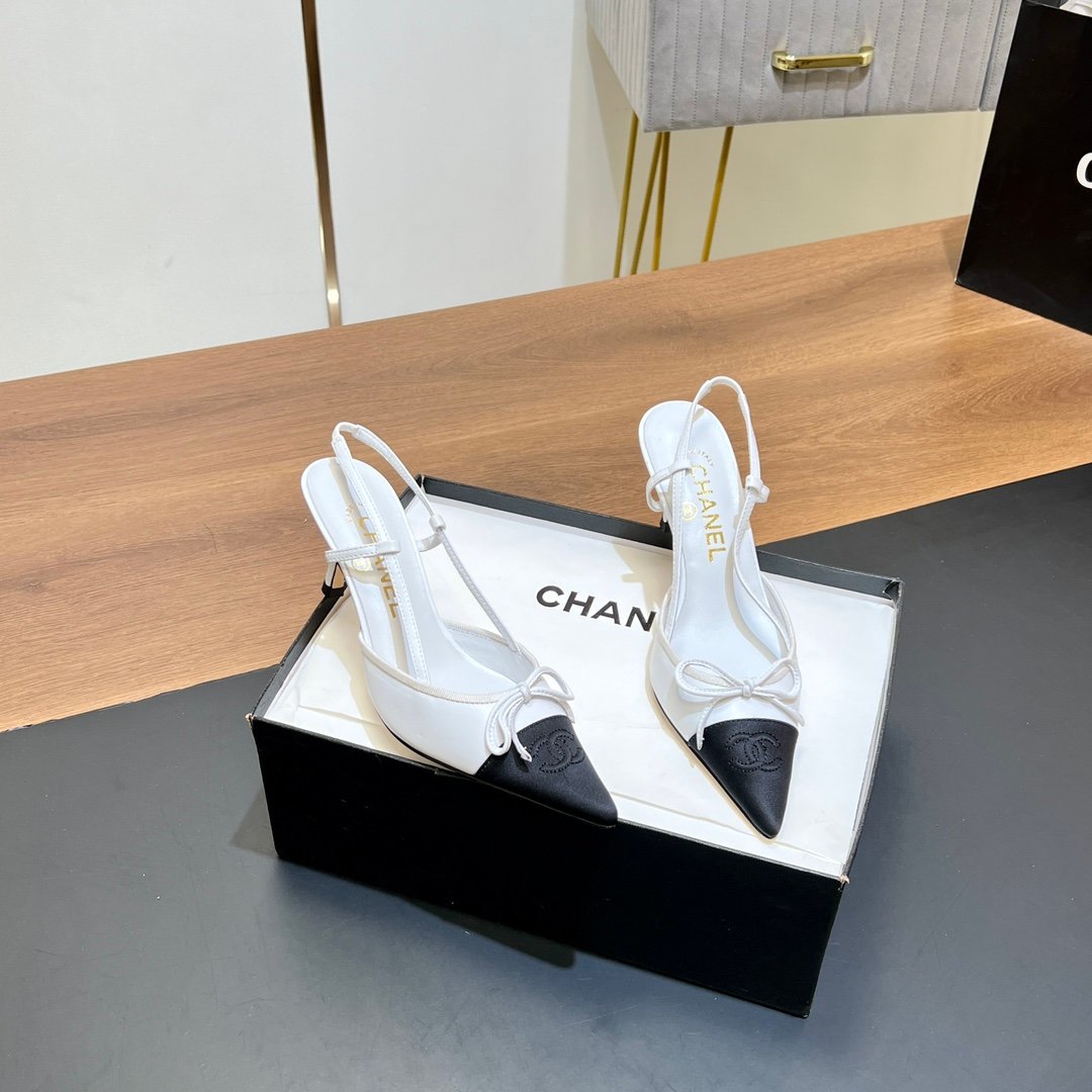 Chanel Pointed-Toe High-Heeled Sandals L112107 - Image 3