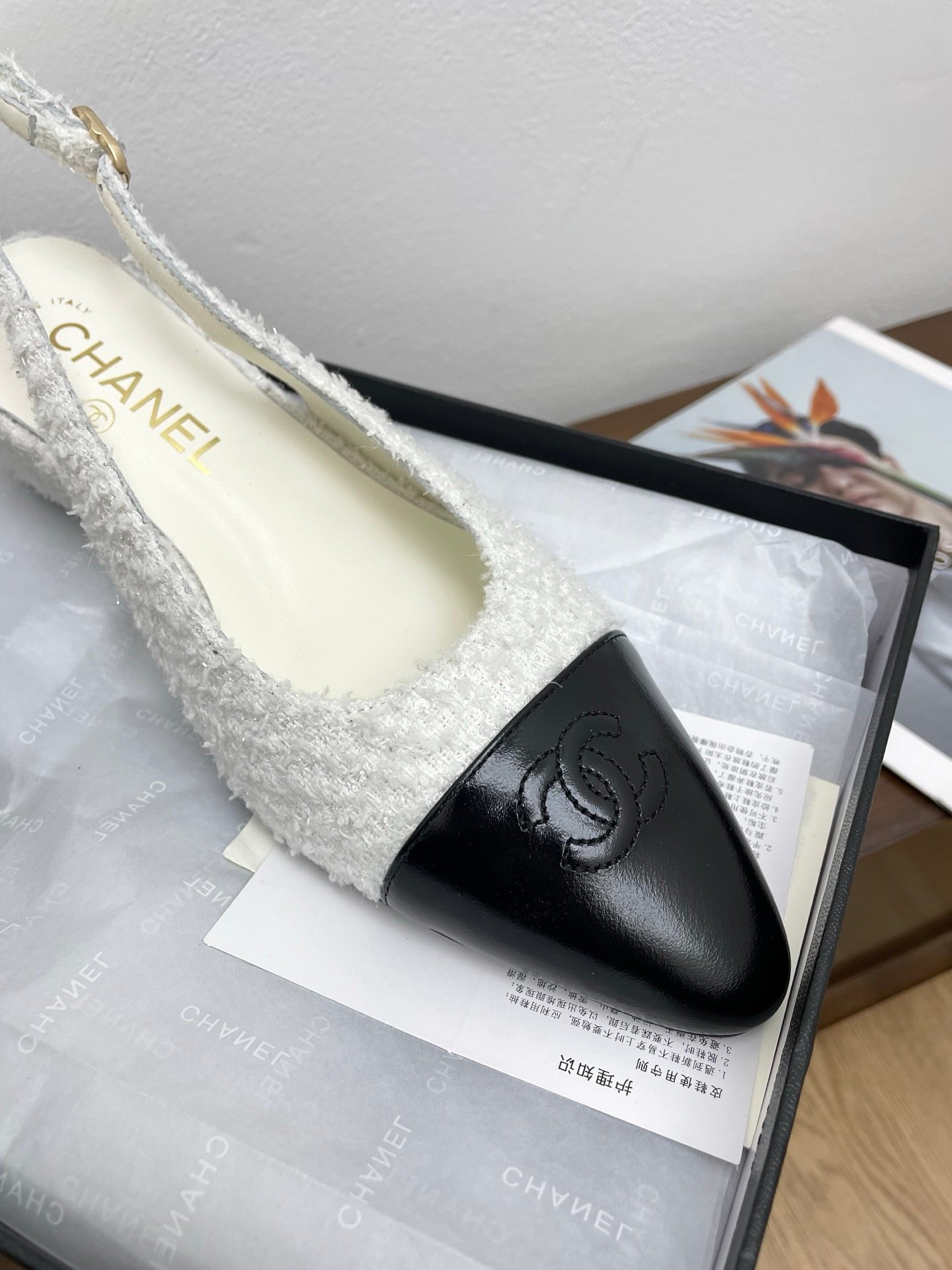 Chanel wedge heel round-toe sandals L112108 - Image 7
