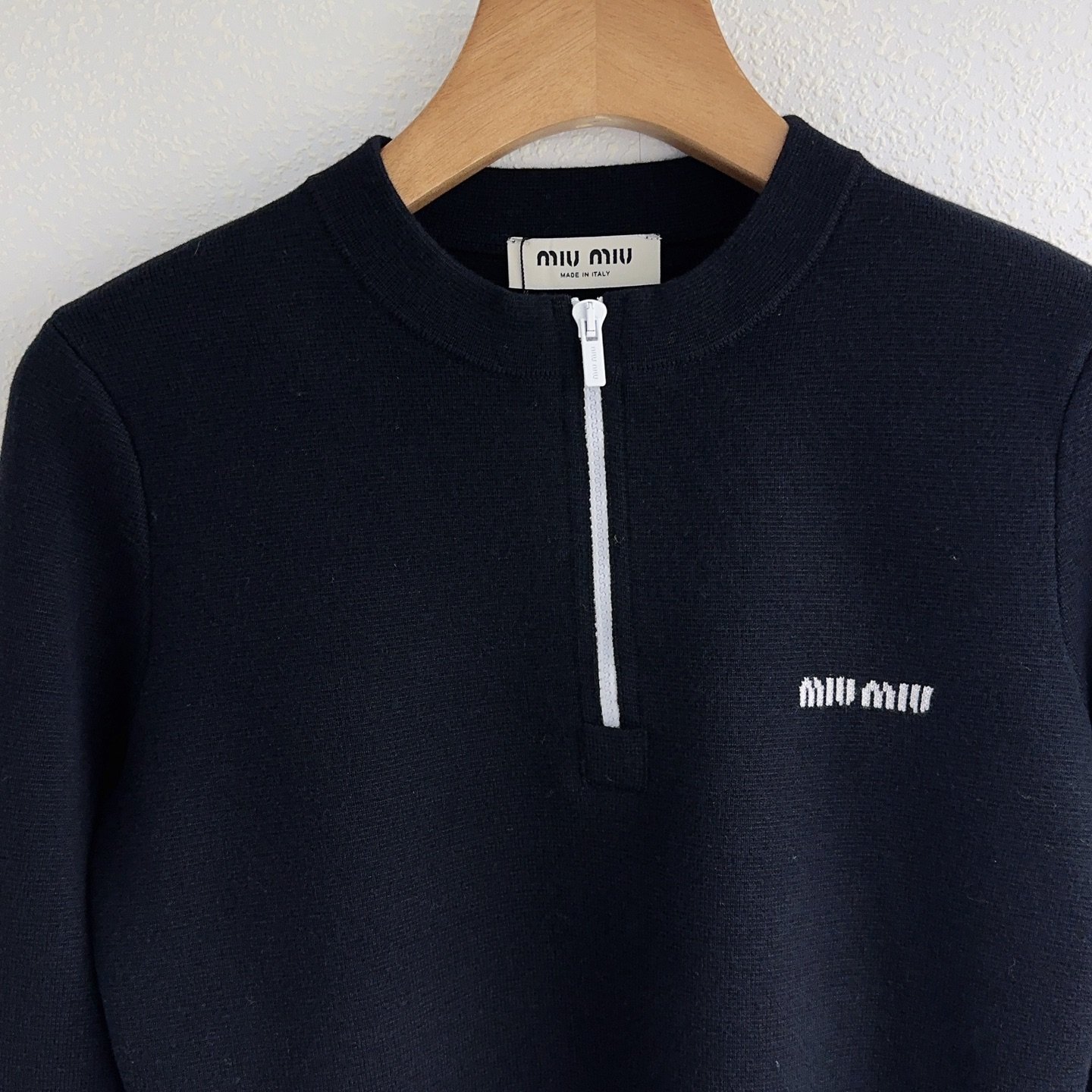 Miu Miu navy blue quarter-zip sweater D112203 - Image 4