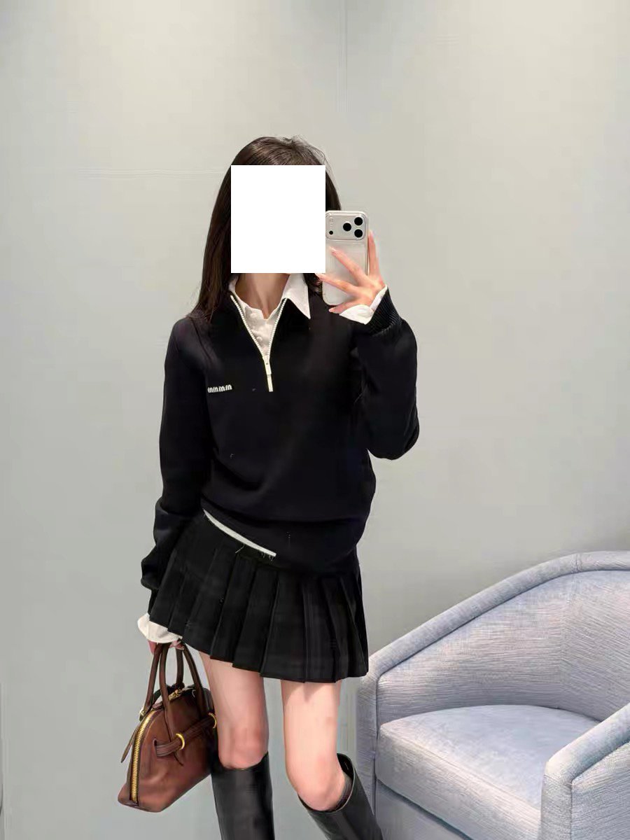 Miu Miu navy blue quarter-zip sweater D112203 - Image 7