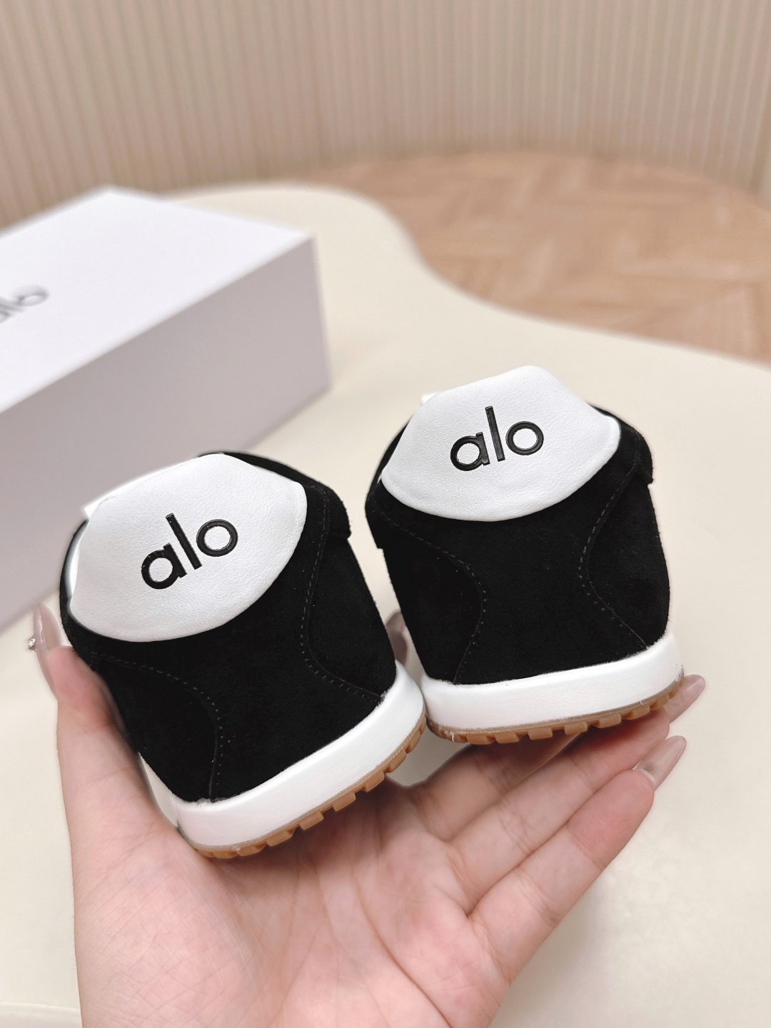 Alo yoga sunset sneaker L112407 - Image 6