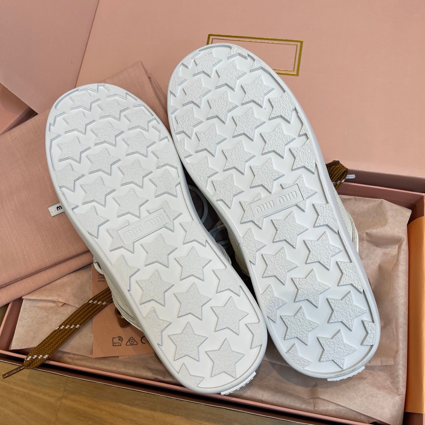 Miu Miu painted leather sports shoes L112503 - Image 14