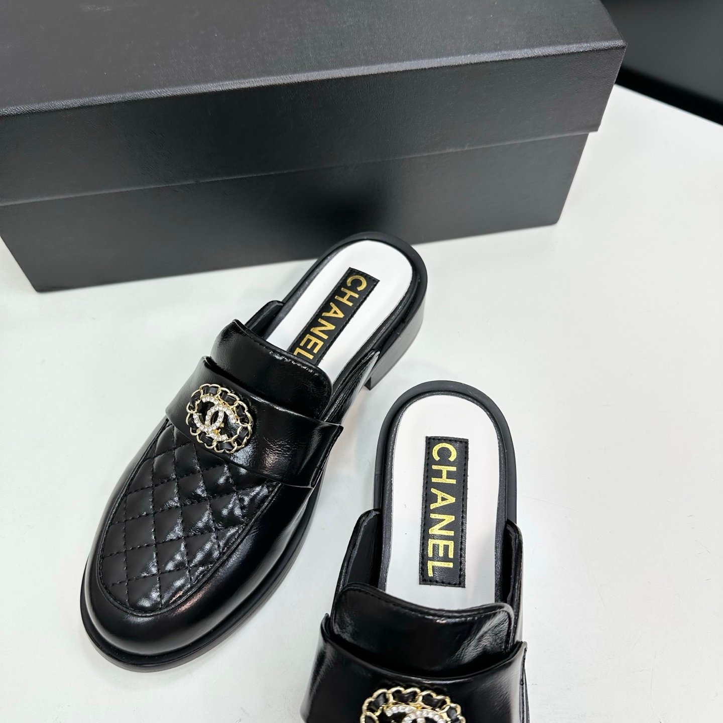 CHANEL Mulle Sandals L112609 - Image 6